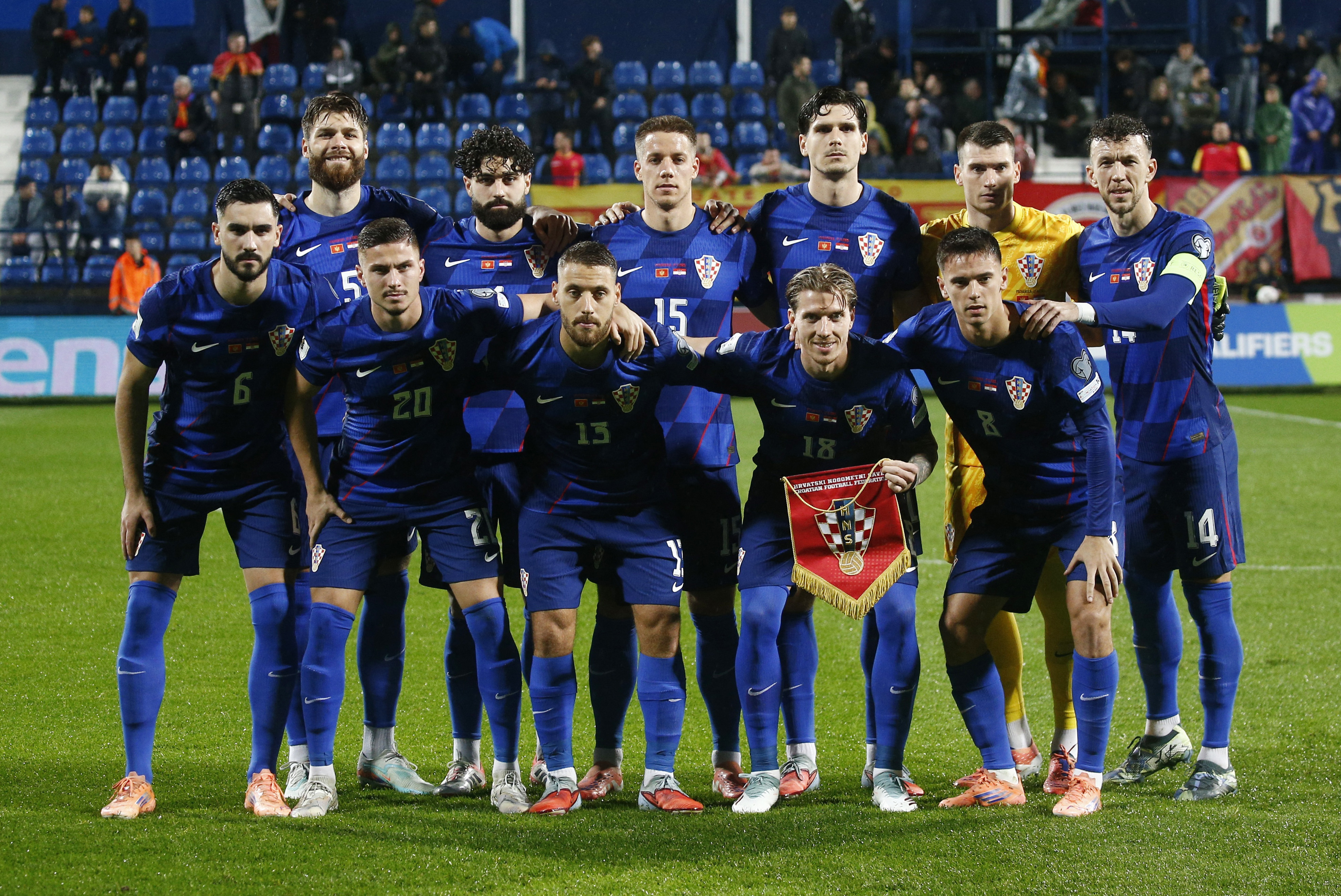 El dólar cayó por tercer día consecutivo ante la garantía de un ingreso de divisas en el corto plazo