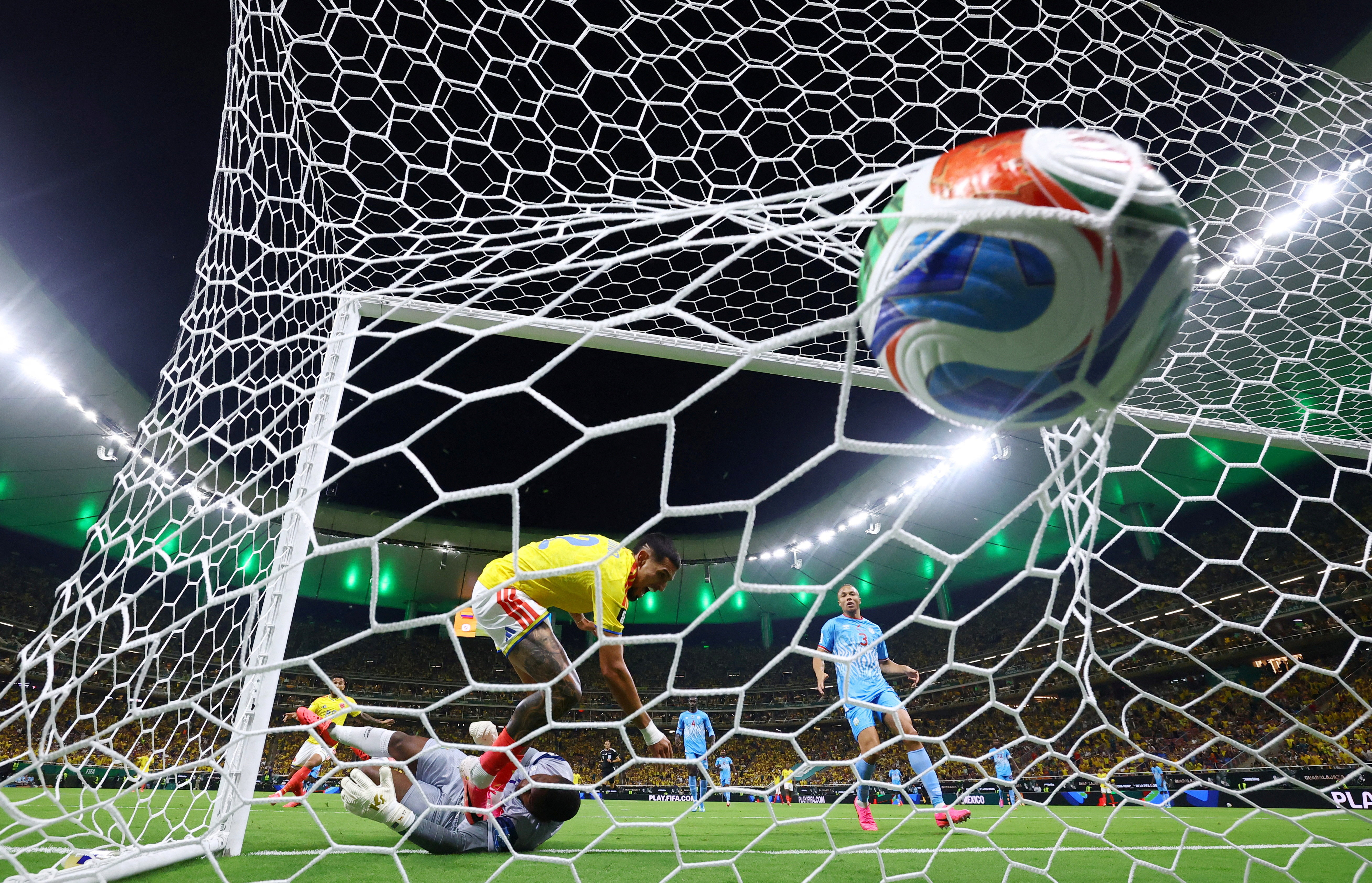 Man&iacute;as y c&aacute;balas en el vestuario: los rituales que fascinan a las figuras del Mundial