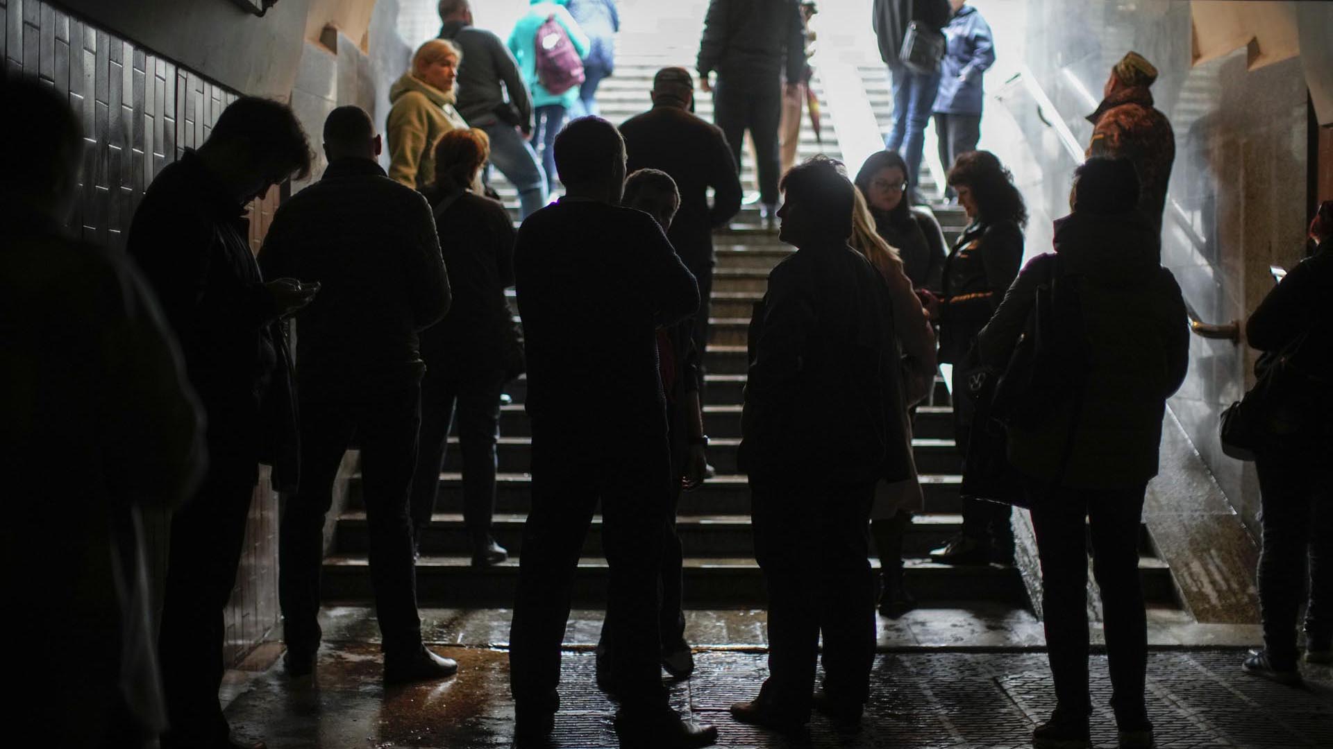 Un grupo de personas refugiadas en Kharkiv.