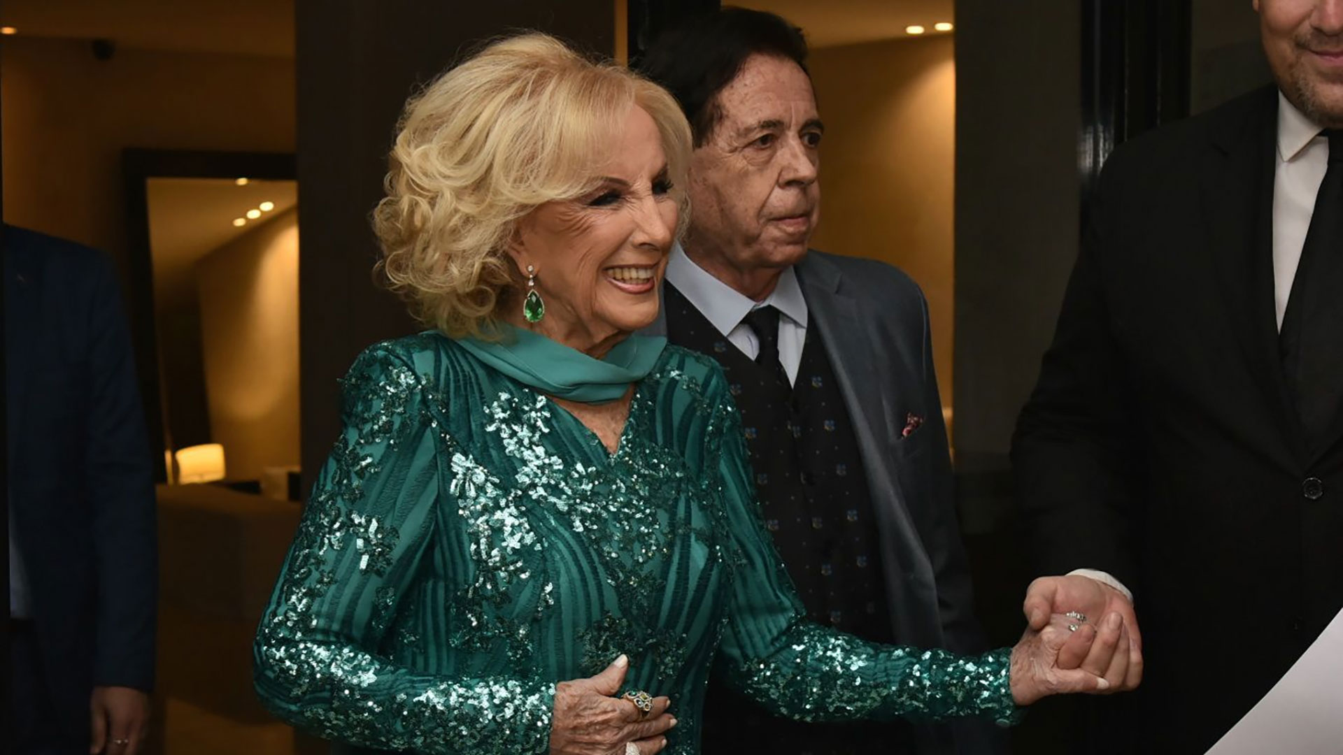 Mirtha Legrand cumplió 96 años y festejó con amigos y familiares (RS Fotos)