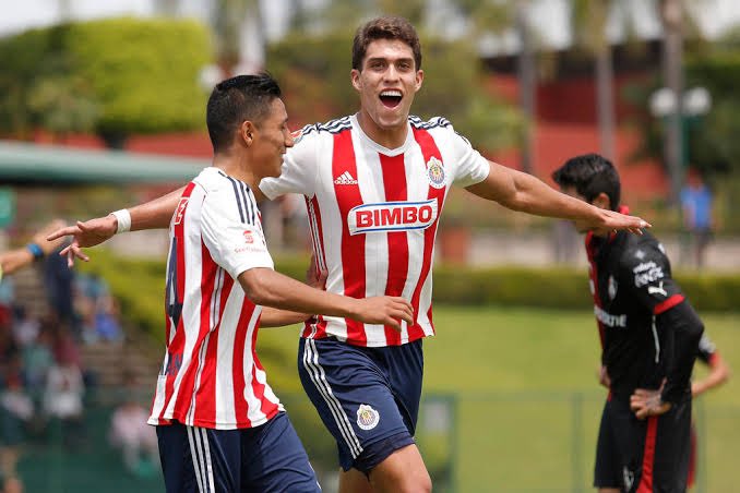 Desde la MLS llega el primer refuerzo de Chivas