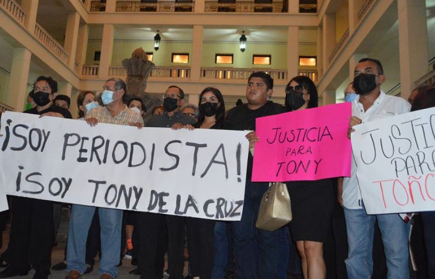 “Justicia para Toño”: cientos de periodistas marcharon tras la ejecución de Antonio de la Cruz