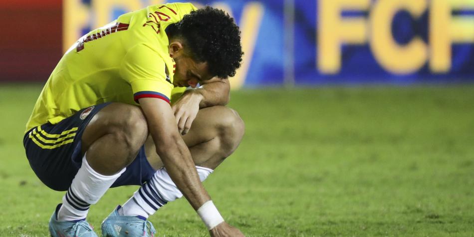 Luis Díaz llora luego de que Colombia se quedara sin cupo a la Copa Mundial de Fútbol Catar 2022. (Foto Luis Fernando Díaz / Twitter)