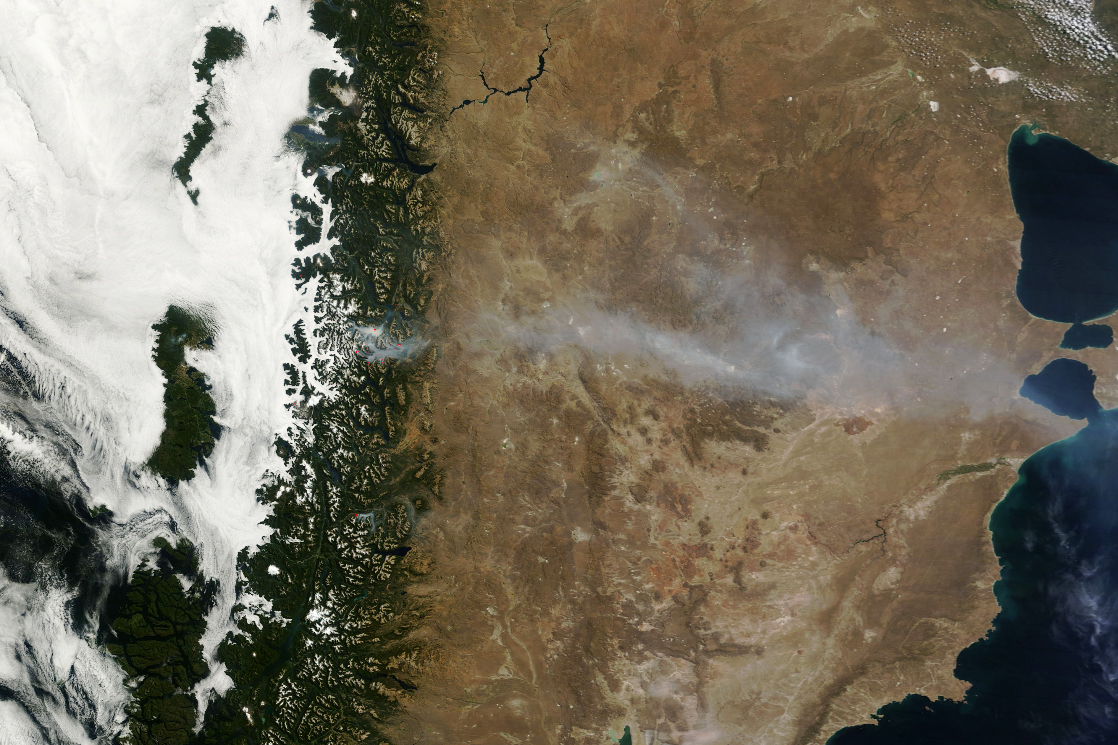 Incendio forestal en el sur de Argentina