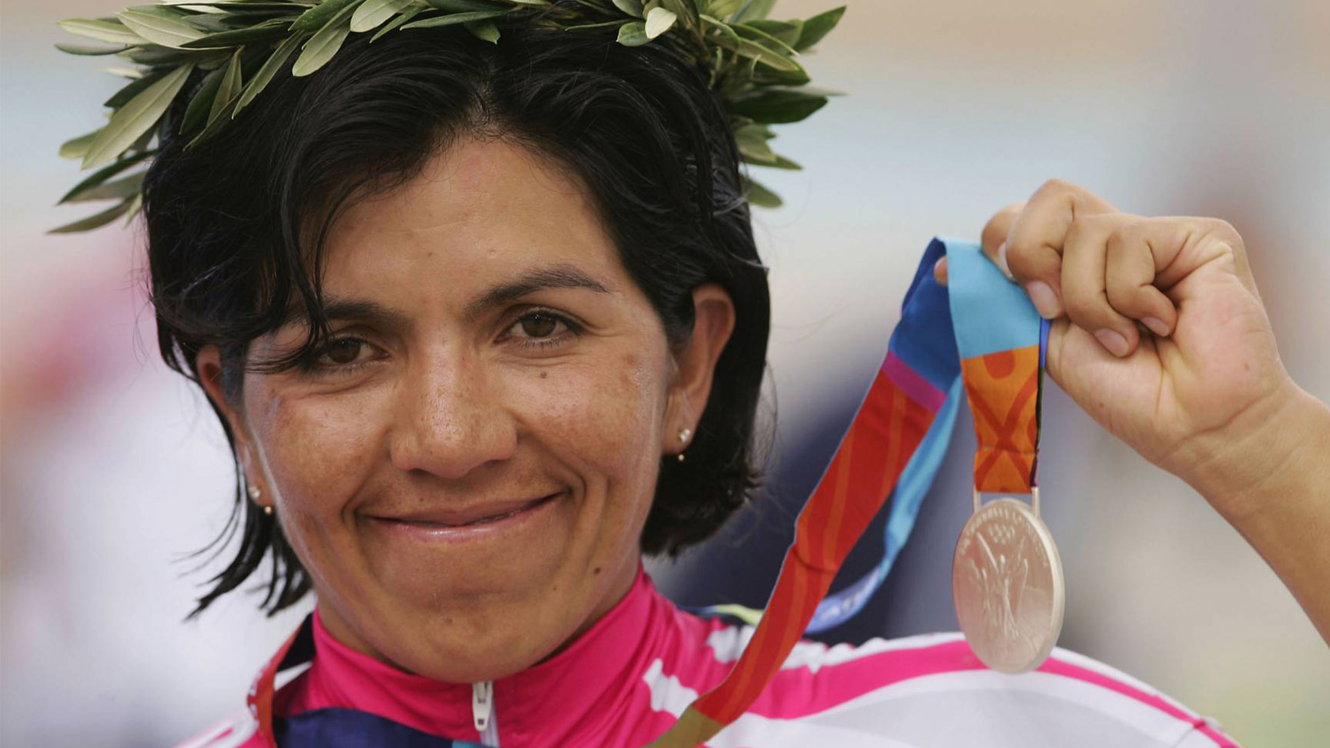 Belém Guerrero ante toda adversidad logró la medalla de plata en Atenas 2004  (Foto: Twitter@juegosolimpicos)