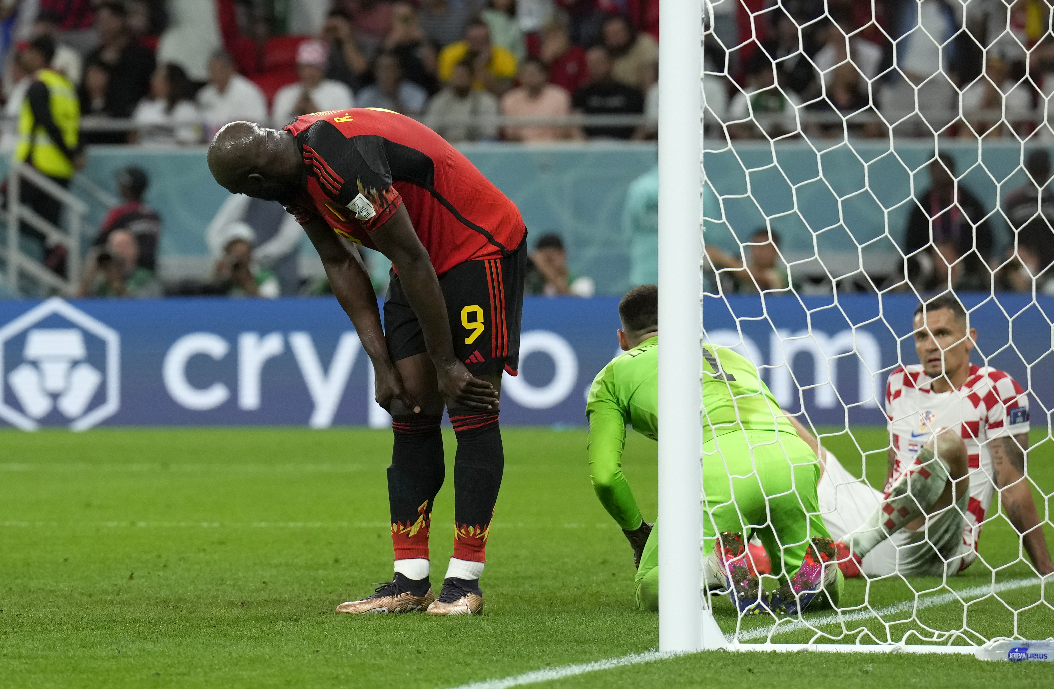 Lukau se cansó de fallar oportunidades claras de gol. (AP Photo/Francisco Seco)