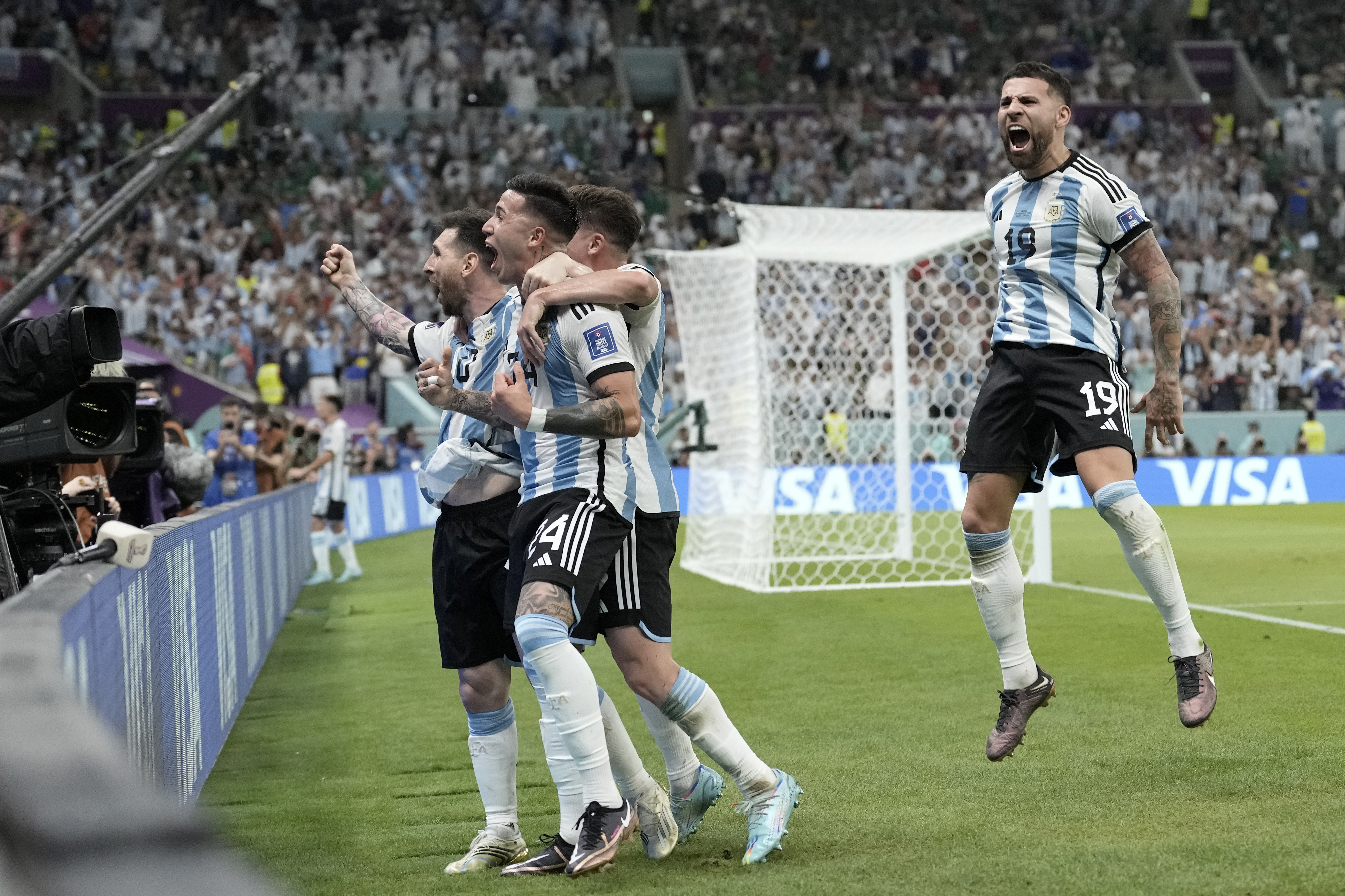 Argentina volverá a jugar tras la consagración en el Mundial (AP)