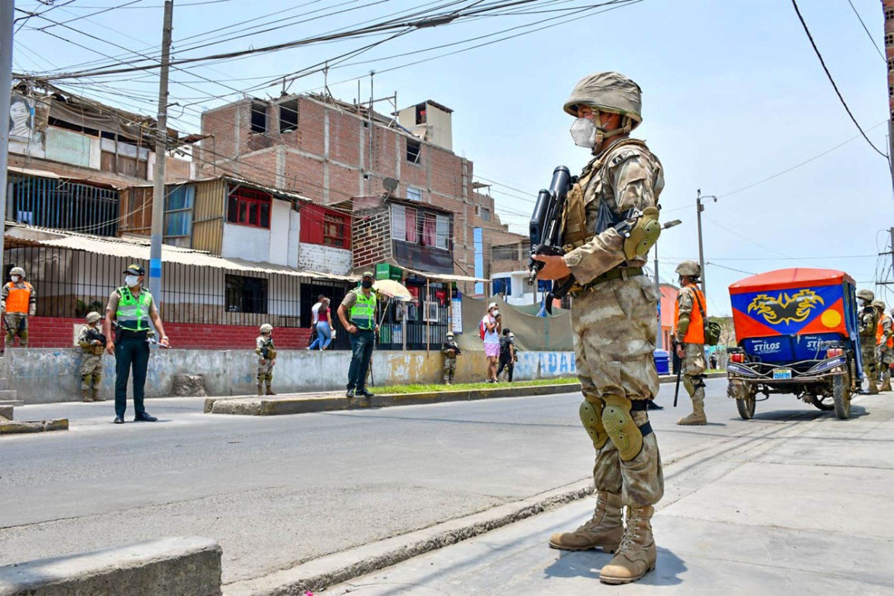 Durante el estado de sitio, podrían quedar suspendidos más derechos que en el estado de emergencia. (Andina)