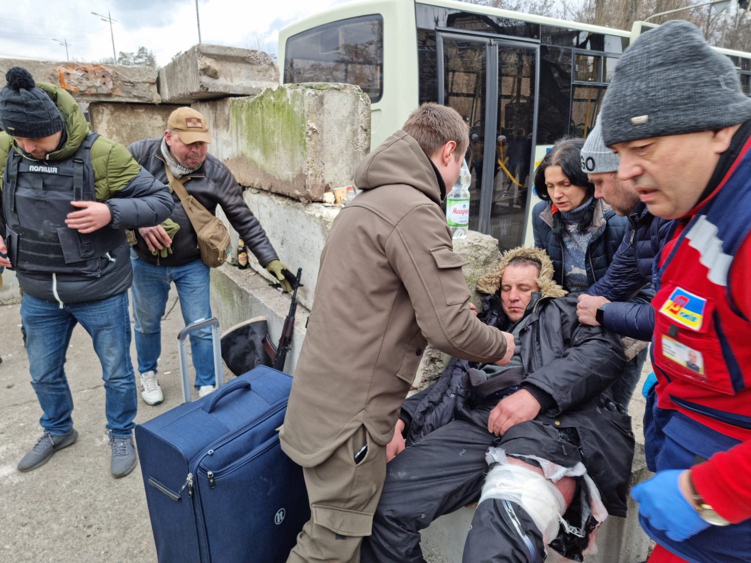 Los ucranianos desarmados intentaban salir de la ciudad cuando comenzó el ataque de las fuerzas de Putin