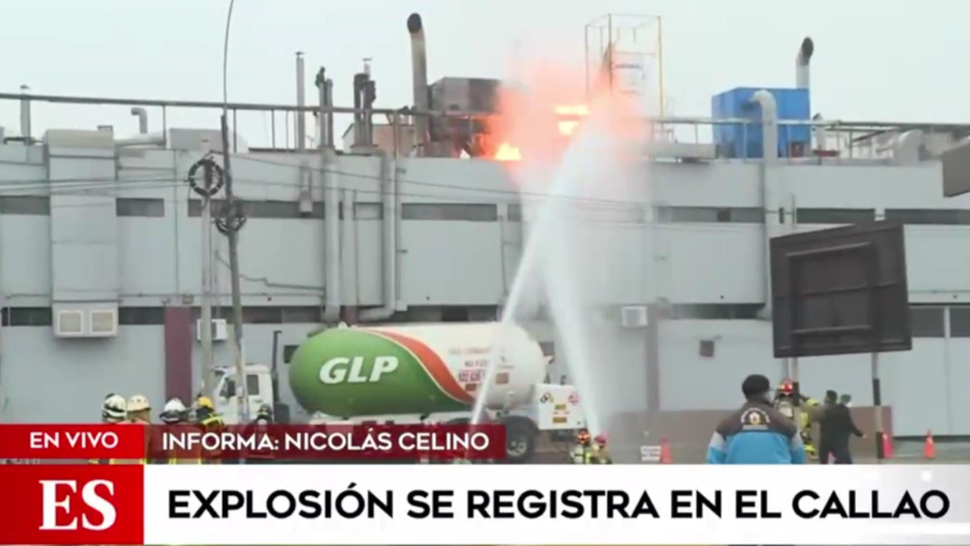 Callao: incendio por fuga de gas afecta a laboratorio químico