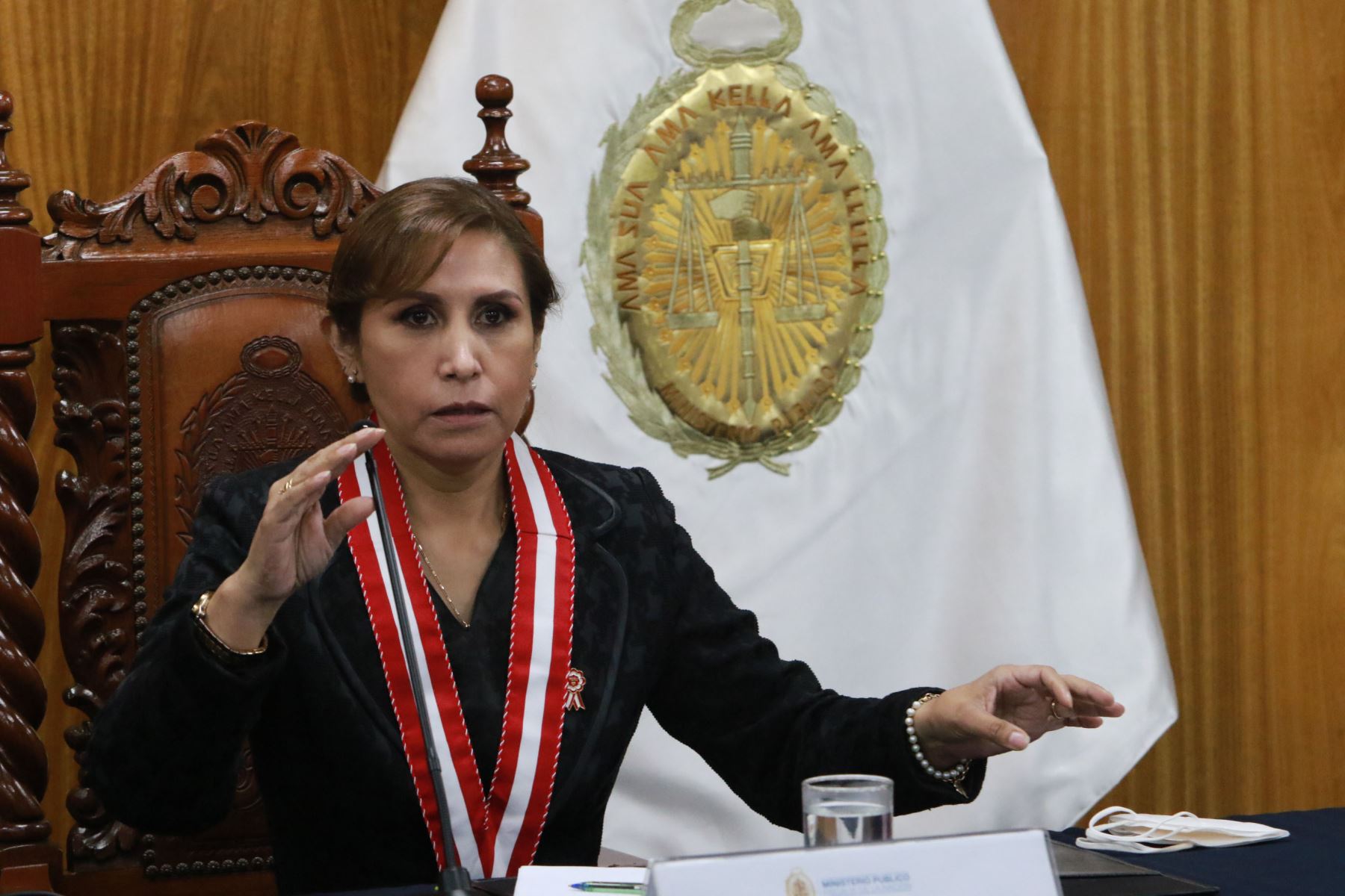 Fiscal Habría Pedido Archivar Caso Que Involucra A La Hermana De Patricia Benavides En Sobornos 3977