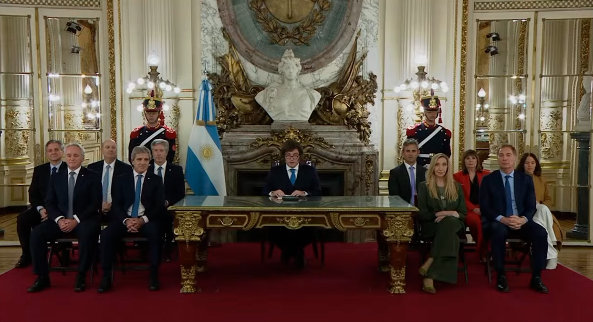 El Gobierno prioriza la reforma del BCRA antes de avanzar con los proyectos de grillete fiscal, mercado de capitales y seguros