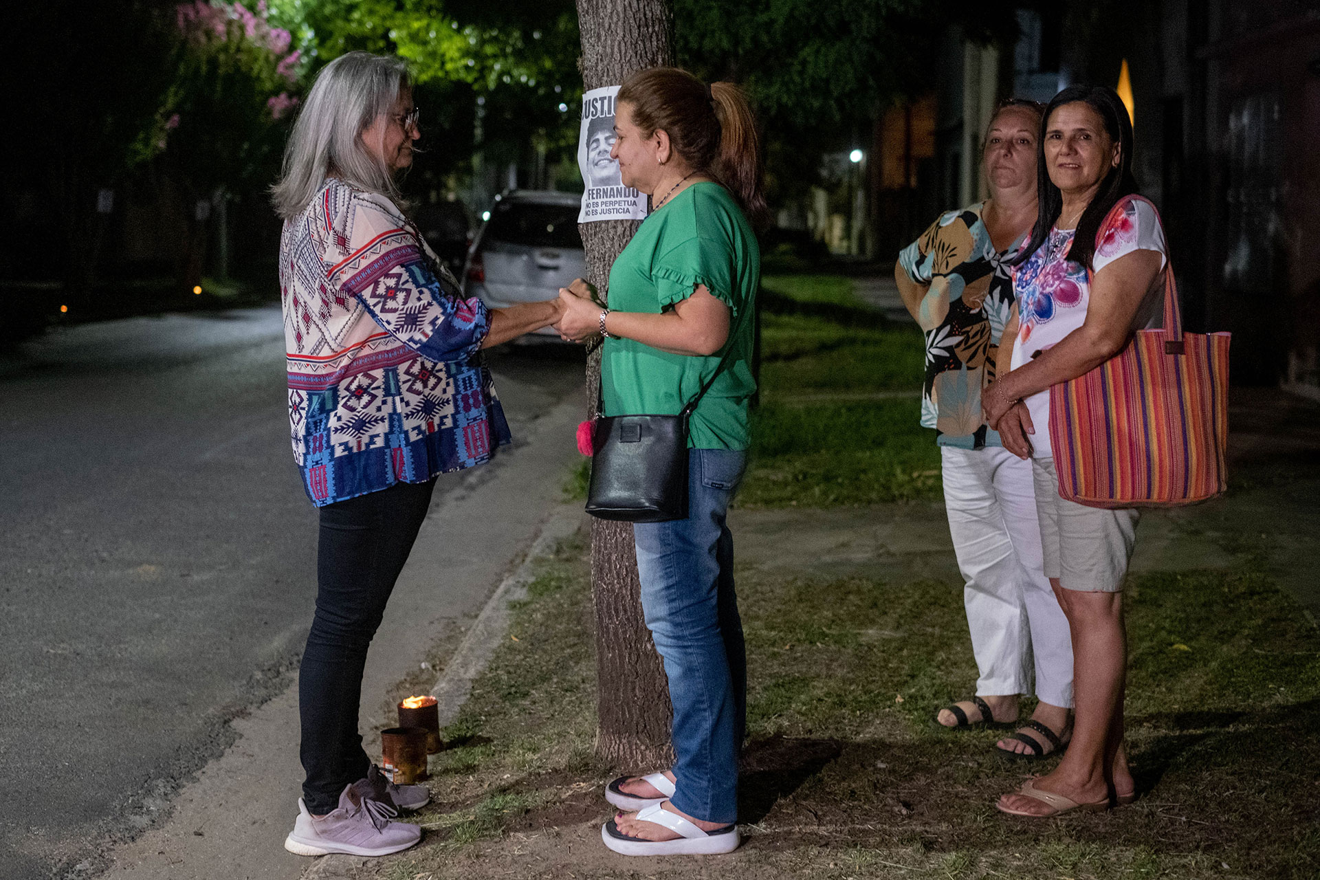 Graciela Sosa y Lidia Moisá conversaron unos segundos tras el abrazo