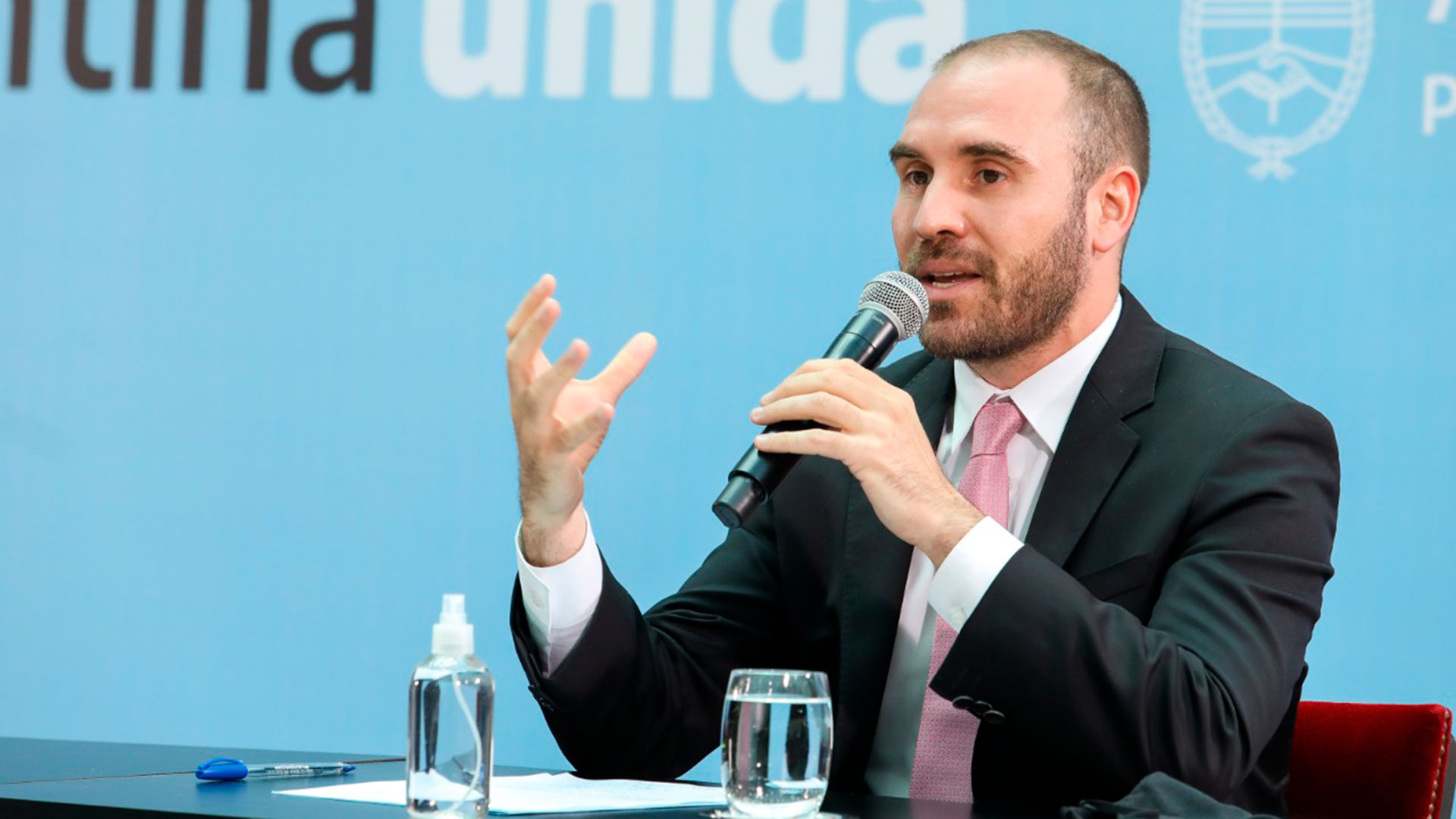El ministro Martín Guzmán les pidió a las provincias que no se endeuden más en dólares y criticó a Rodríguez Larreta