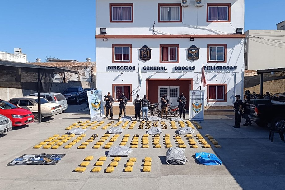 Dictaron prisi&oacute;n preventiva a una pareja acusada de almacenar m&aacute;s de 200 kilos de droga en Salta