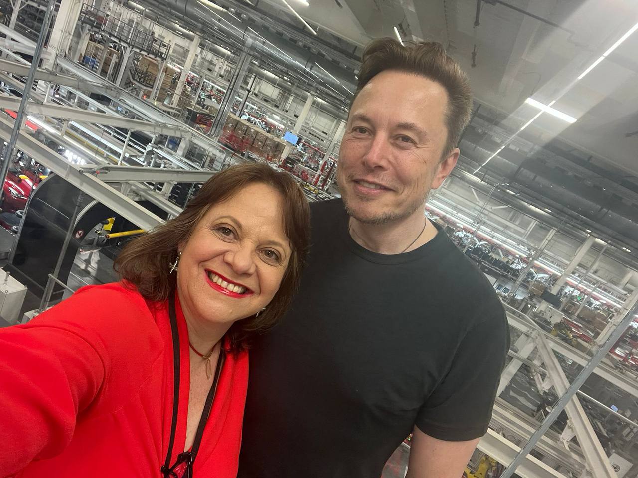 Delgado también acompañó el proceso de negociación con Elon Musk para la instalación de la planta de Tesla en Nuevo León (Twitter/@marthadelgado)