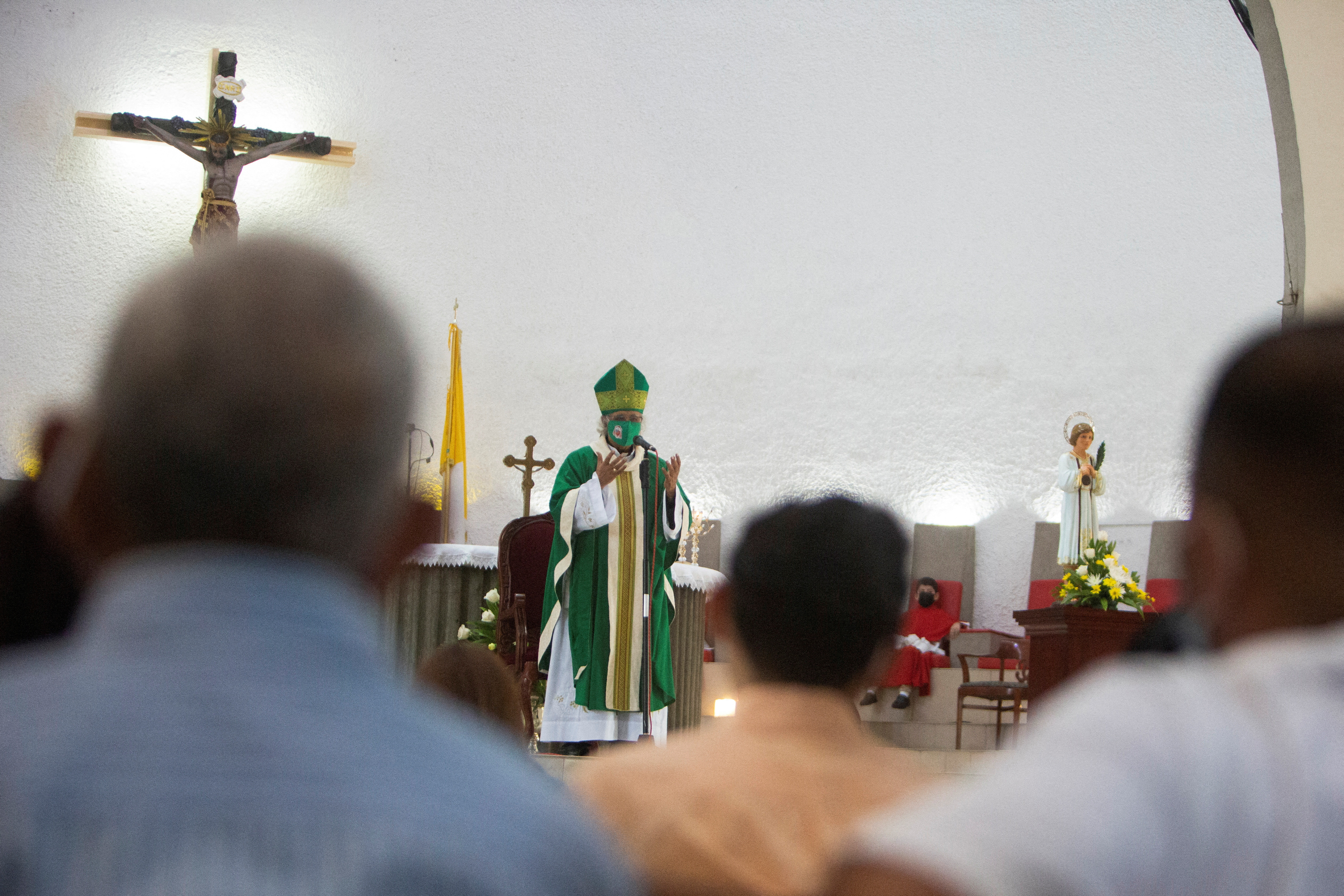 El cardenal Leopoldo Brenes confirmó que la dictadura de Ortega bloqueó las cuentas de la arquidiócesis de Managua 