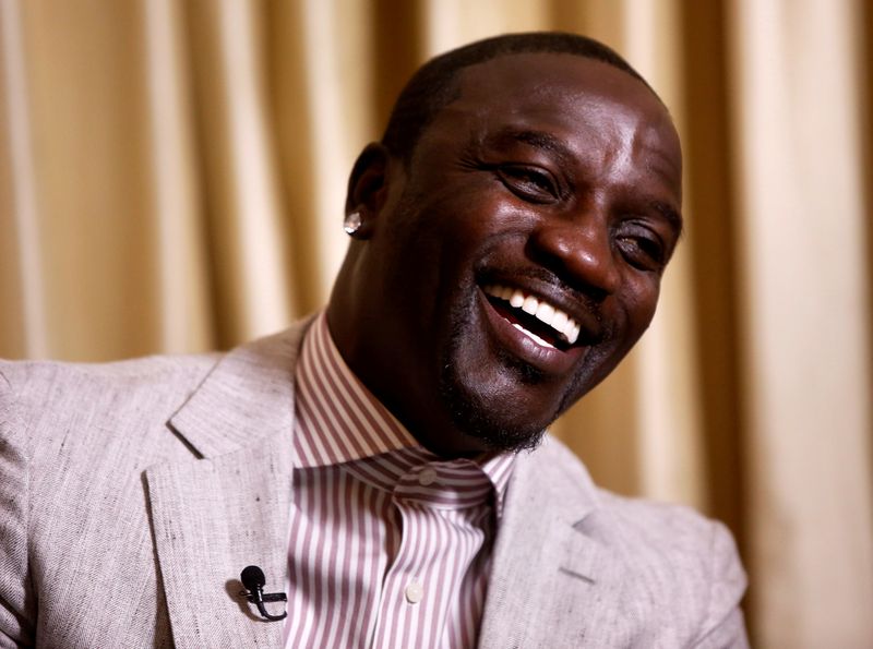 El cantante Akon también apostó a desarrollar una criptodivisa para Senegal