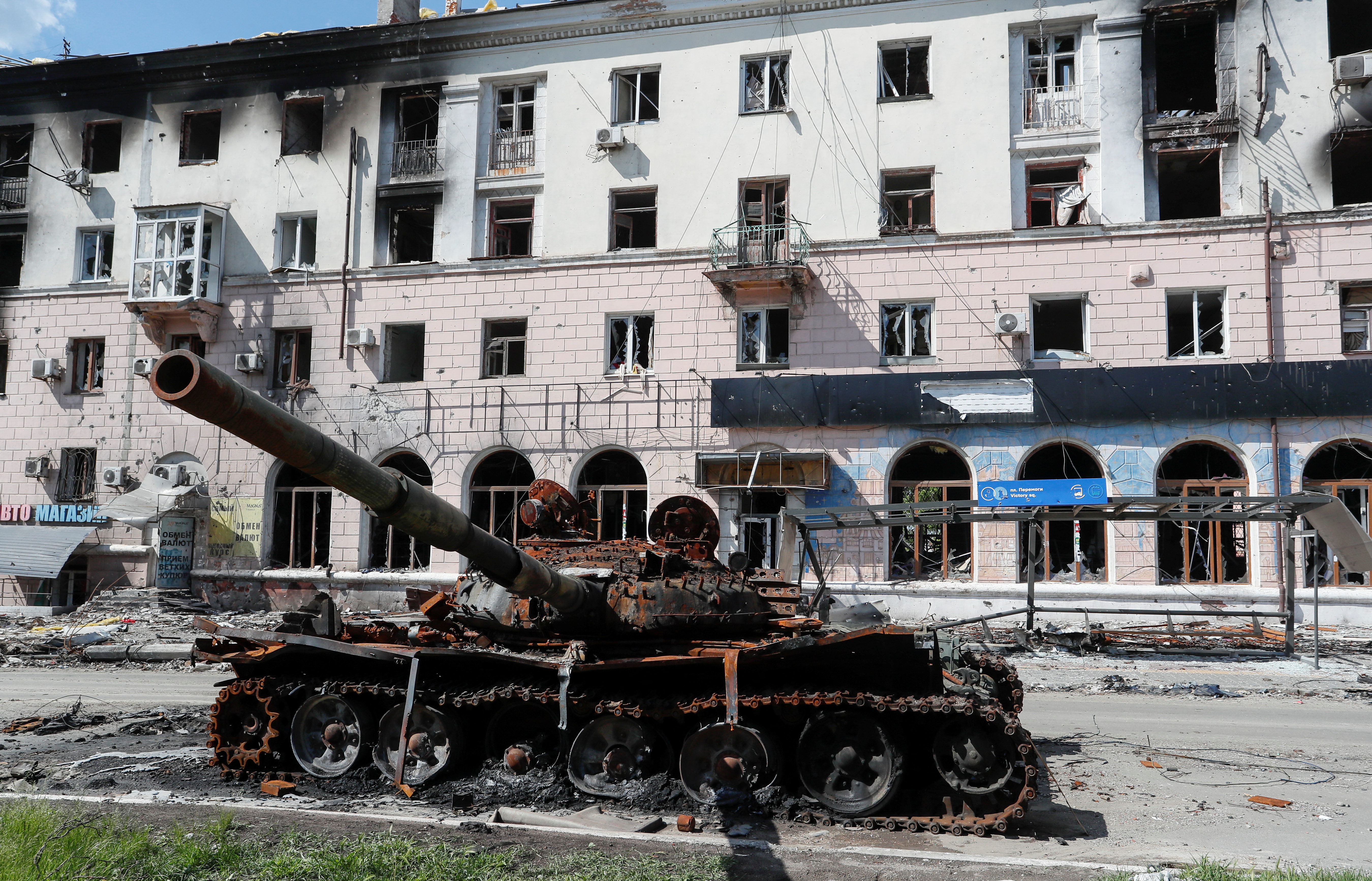 A pesar de tomar el control total de las ruinas de Mariupol, Moscú sigue lejos de su objetivo de apoderarse de toda la región de Donbass en el este de Ucrania (REUTERS/Alexander Ermochenko)