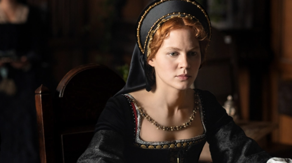 Elizabeth, la última monarca Tudor, fue una adolescente huérfana que, sin proponérselo, se vio envuelta en una red de poder. (Starz Play)