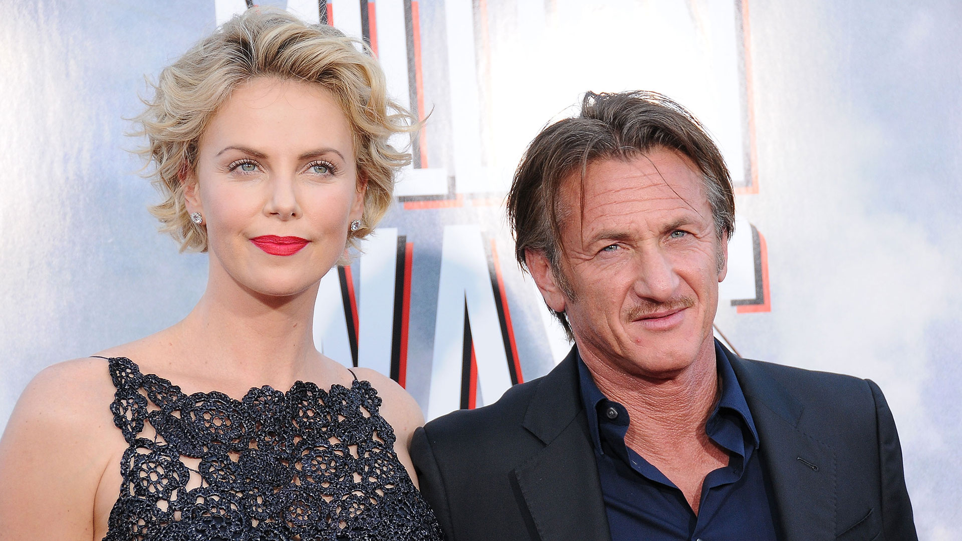 Although Charlize Theron and Sean Penn's romance was relatively short, it is one of the most remembered (Photo: Getty Images)