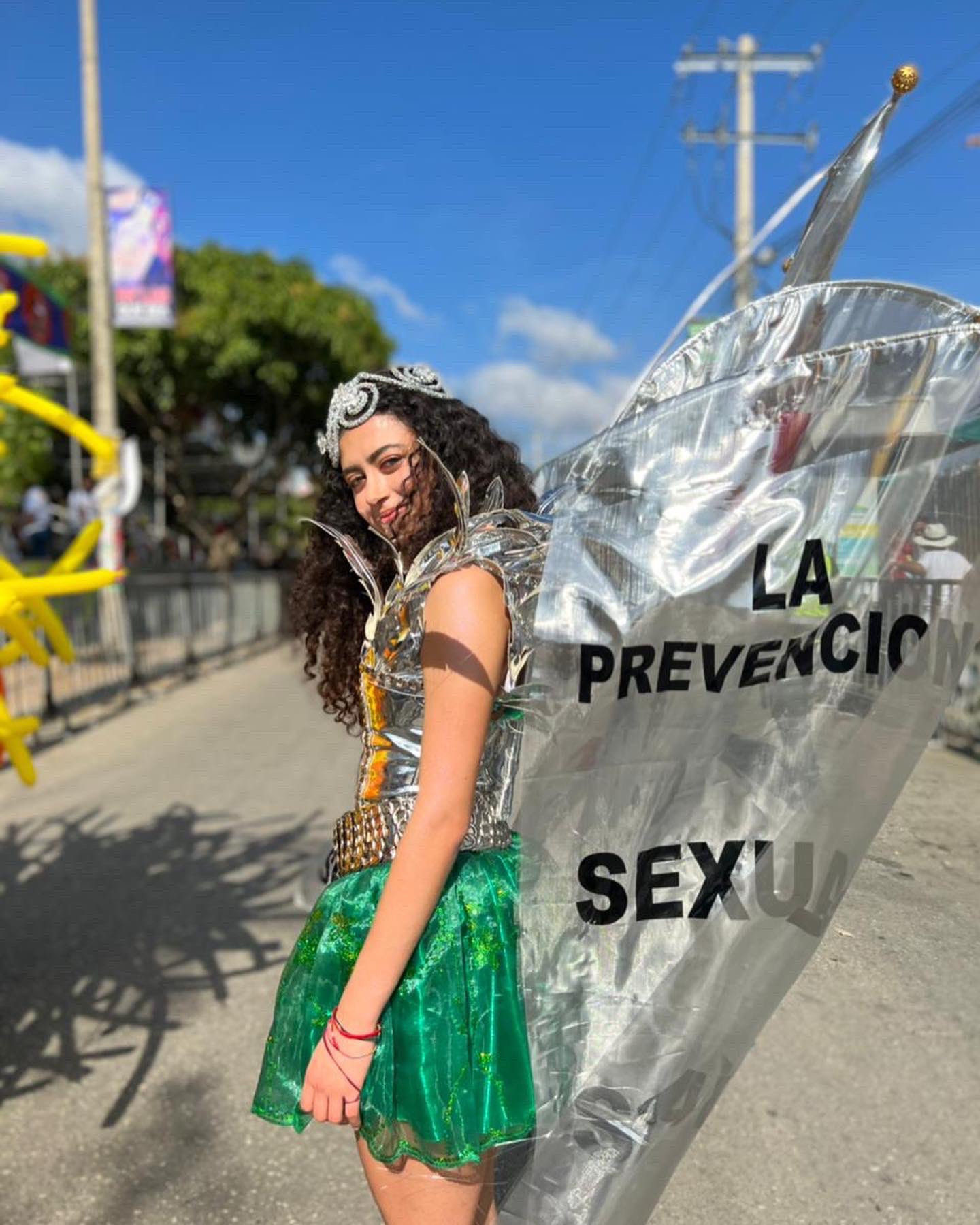 Este es el disfraz que usó la hija de Gustavo Petro y Verónica Alcocer en el desfile enerino de Sincelejo.