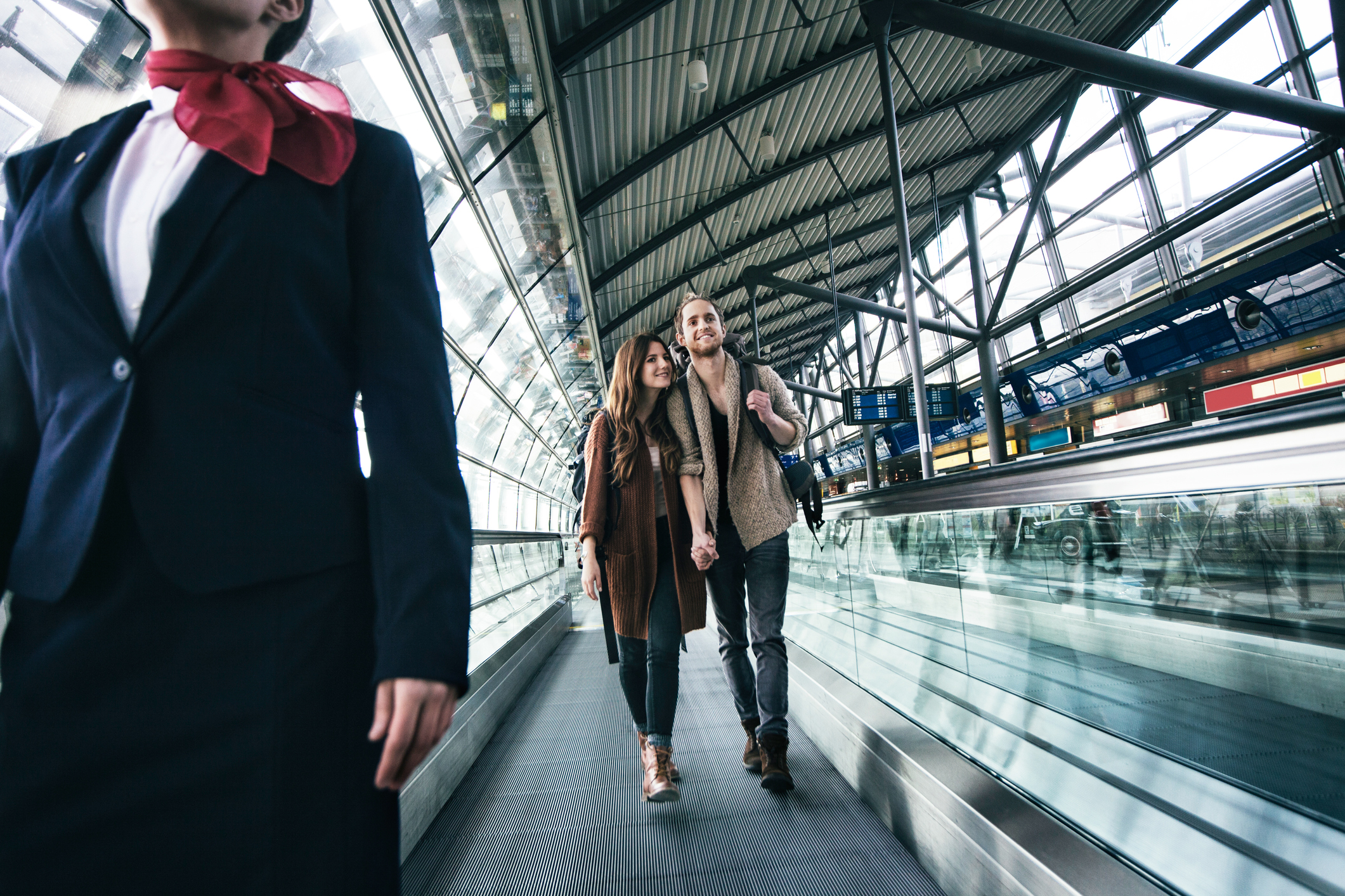 En el aeropuerto, él la despidió con la promesa de volver a verla (Getty Images)