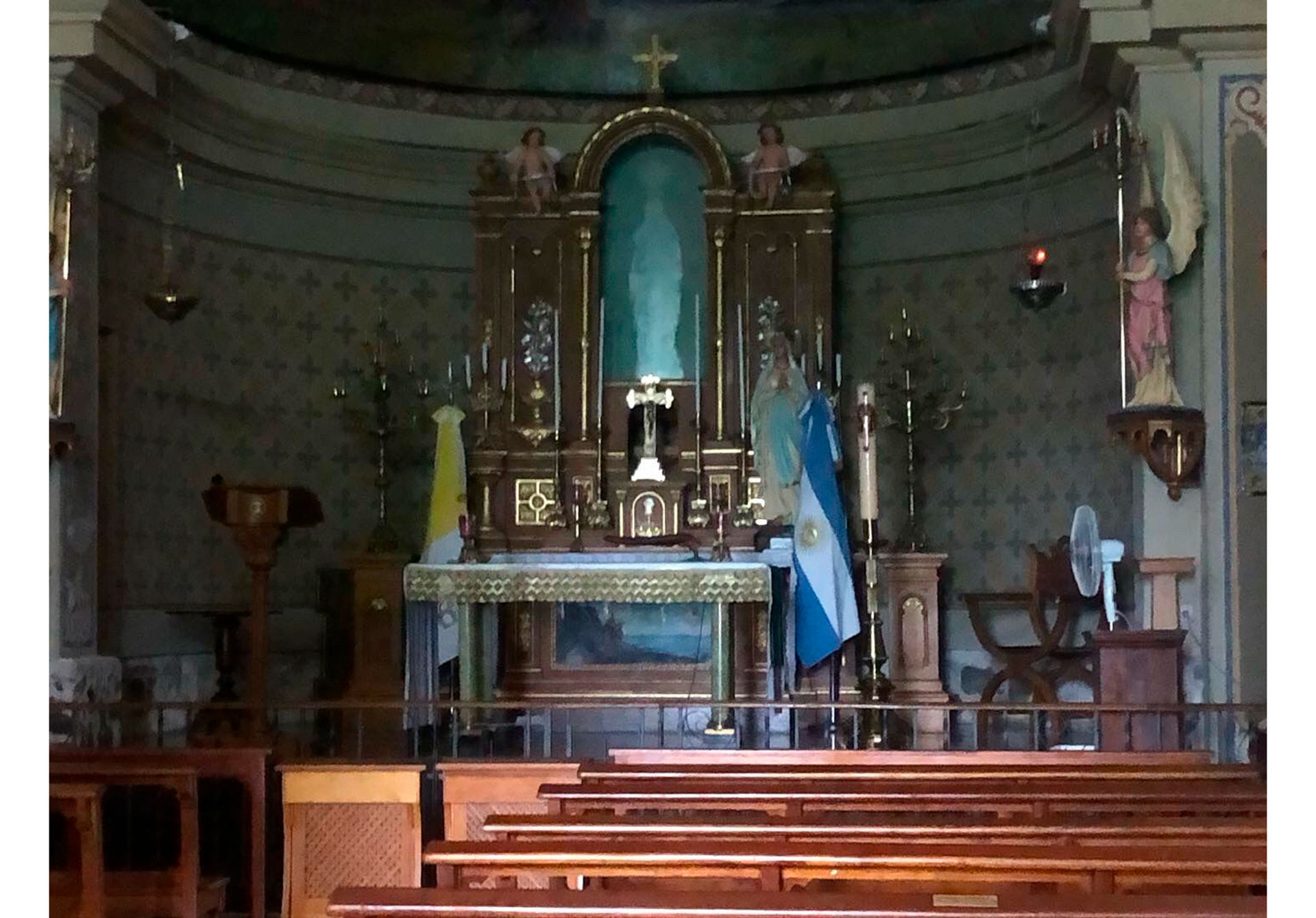 El fenómeno inexplicable de la Virgen de Lourdes en Córdoba: una imagen  luminosa y un enigma sin resolver - Infobae
