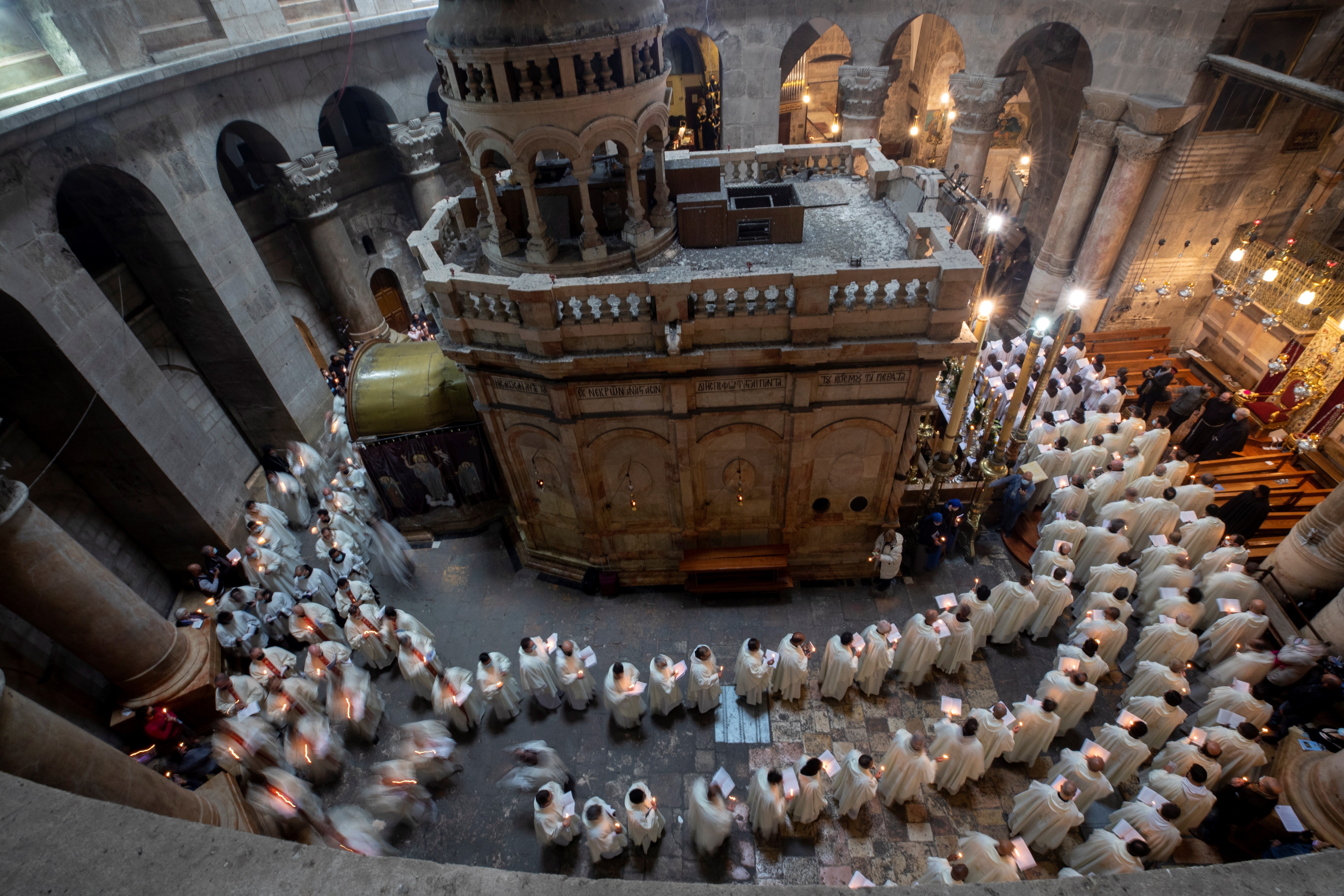 Una misa en el Santo Sepulcro durante un jueves santo