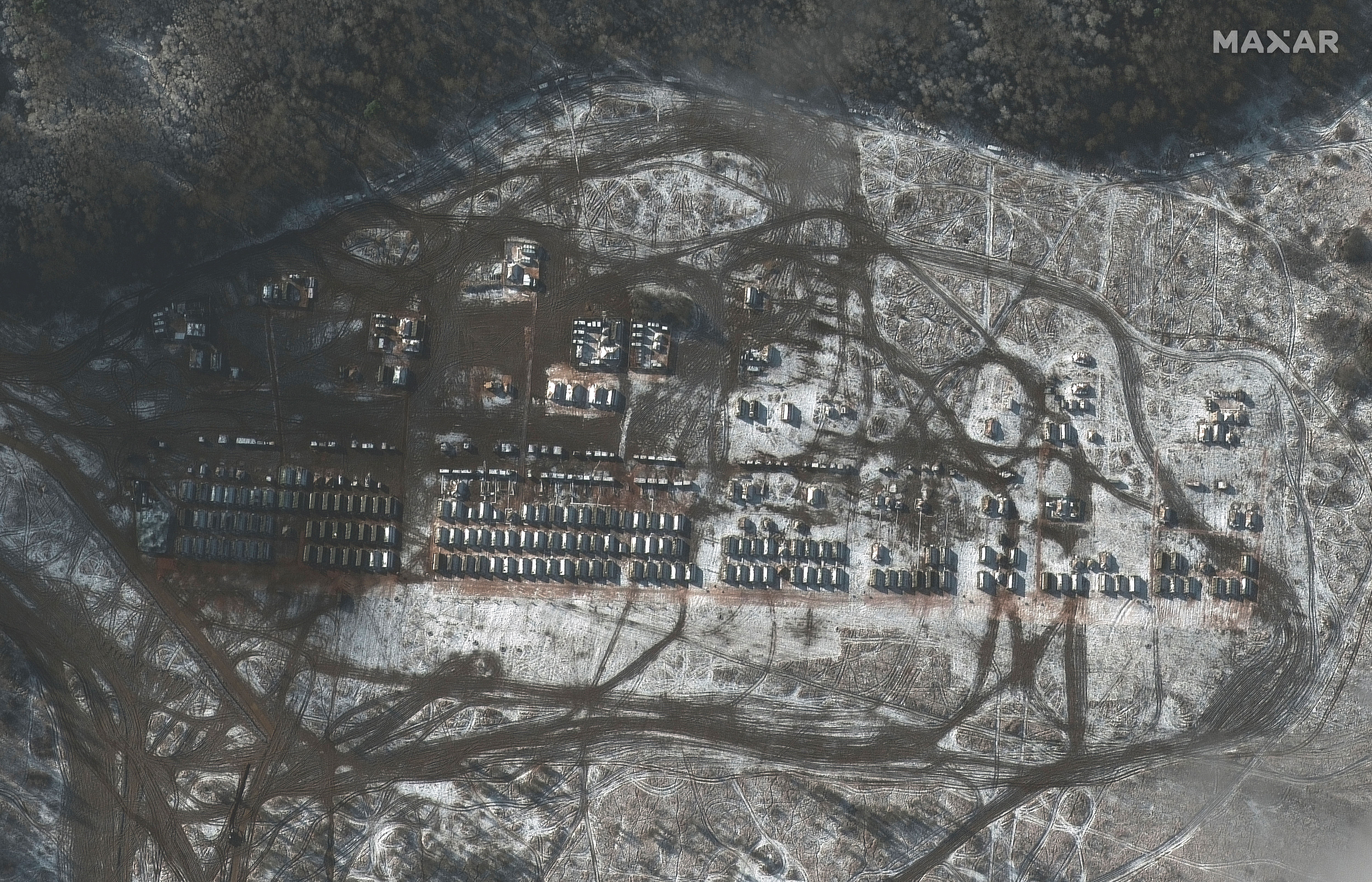 Imagen satelital que muetsra del despliegue de tropas rusas en Yelnya (REUTERS)