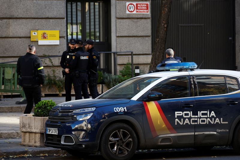 La Policía Nacional se pone en alerta en Madrid de cara al partido de Marruecos vs España.