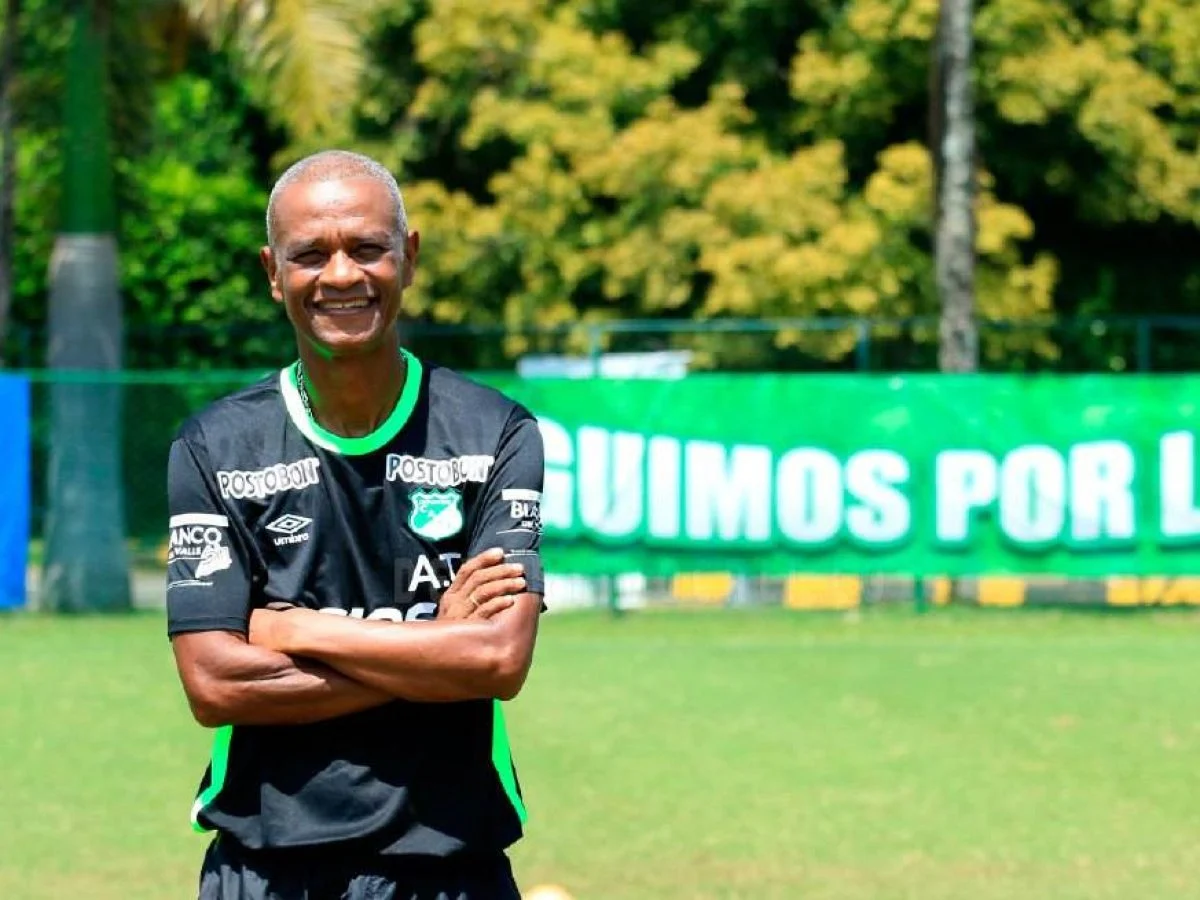 Sergio Angulo es el nuevo director técnico interino del Deportivo Cali. Imagen: Deportivo Cali.