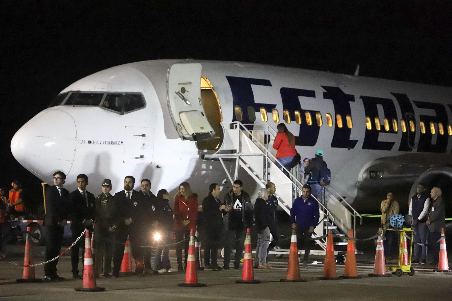 El avión que llevó a venezolanos desde Chile (AGUSTIN MERCADO / AFP)