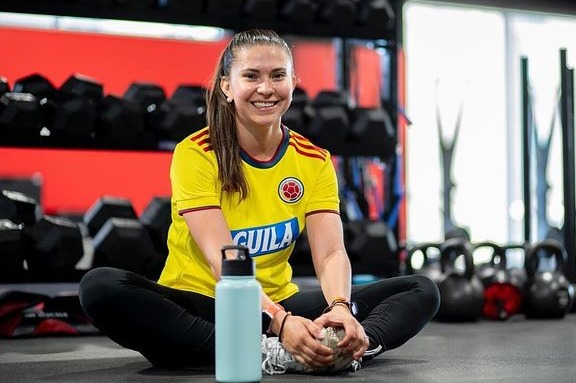 “Muchas jugadoras de la selección Colombia femenina quedamos a un lado por los vetos”: Natalia Ariza