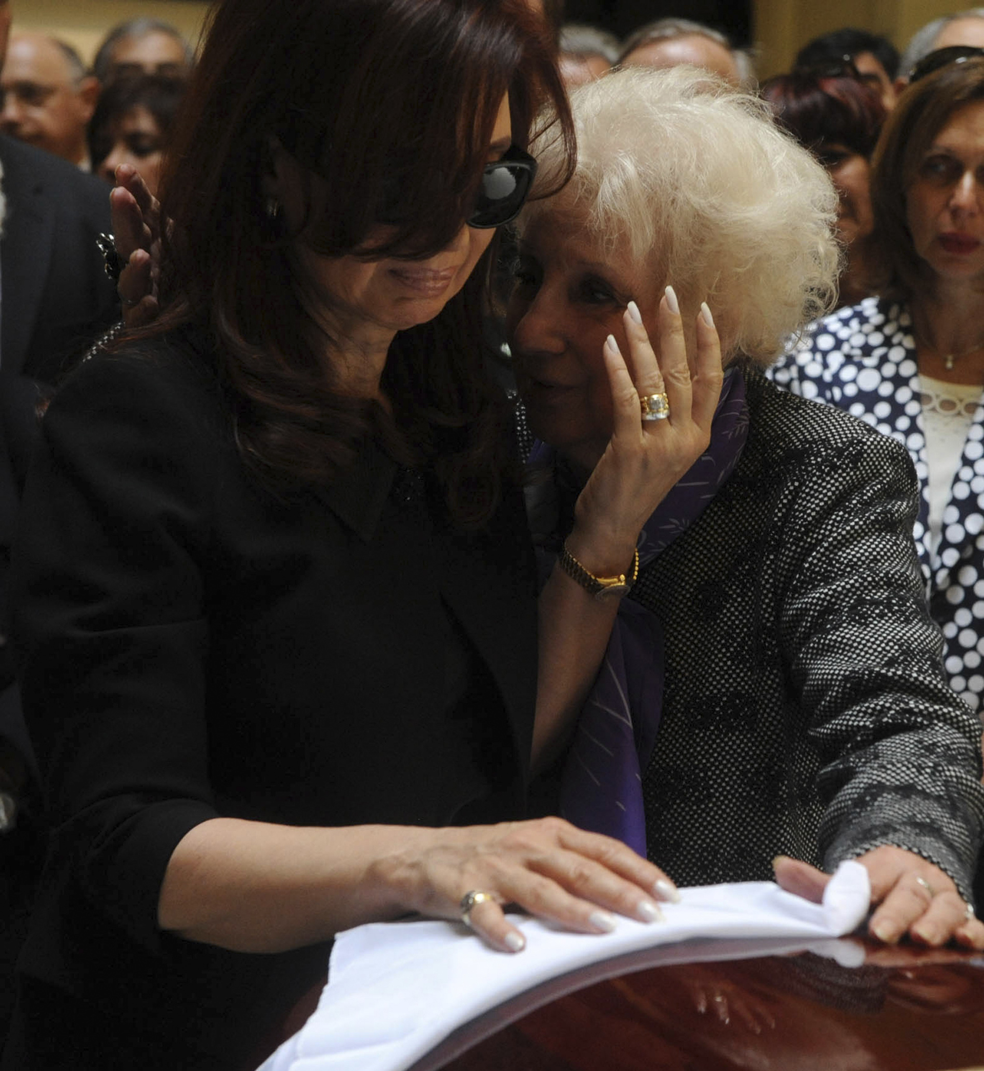 Carlotto dijo que la marcha contra la proscripción de Cristina Kirchner ser realizará "un día antes o después del 24 de marzo"