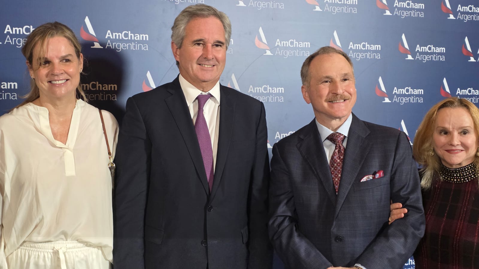 Una mujer embarazada fue atacada a golpes por un hombre en plena calle de La Plata