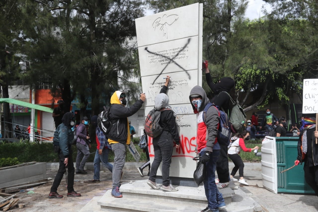 22/11/2020 Protestas contra el presidente de Guatemala, Alejandro Giammattei
ECONOMIA
POLIC�A DE GUATEMALA