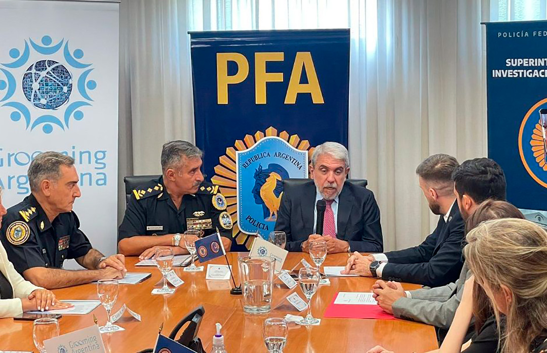 El convenio de trabajo en conjunto entre el Ministerio de Seguridad, PFA y Grooming Argentina se firmó en febrero pasado