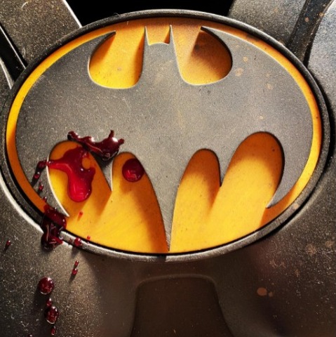 Andy Muschetti, director de "The Flash", subió el logo del Batman de Michael Keaton como confirmación de su presencia en la película. (Warner Bros.)