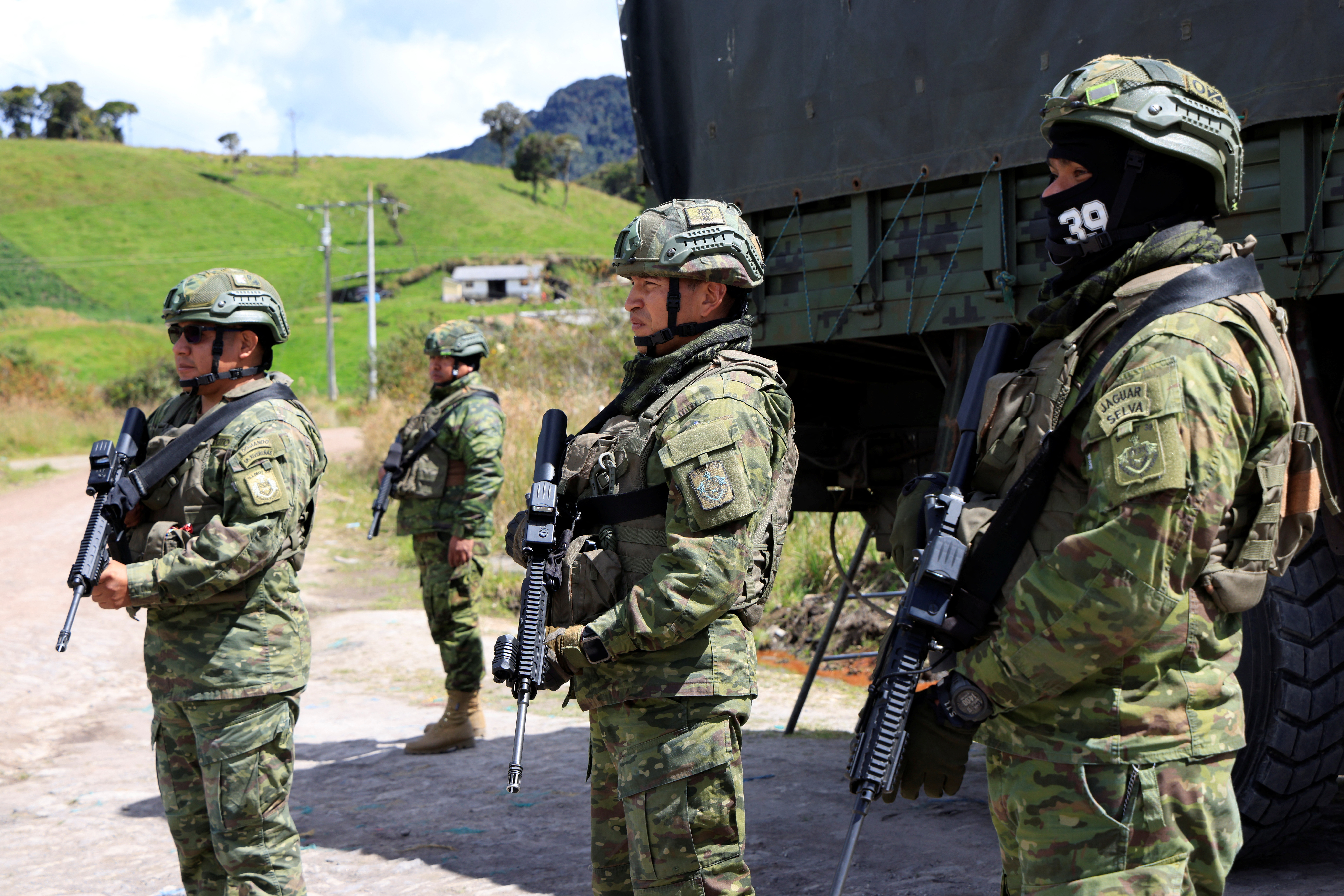 Ecuador decret&oacute; un nuevo estado de excepci&oacute;n: Noboa despliega militares en diez provincias