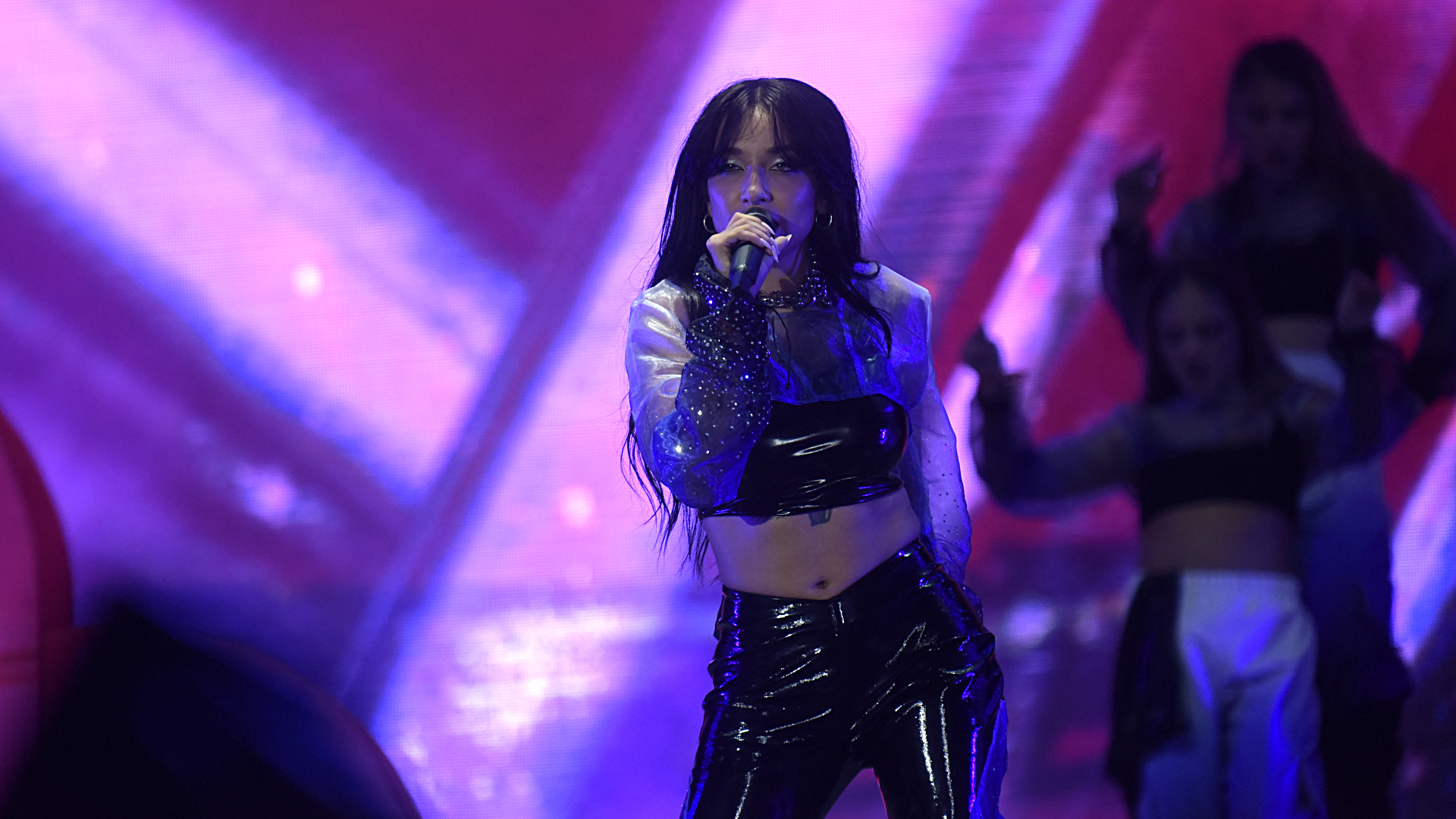 La artista cantó temas como "Miénteme", "Automático" y "Doble vida", entre los más coreados