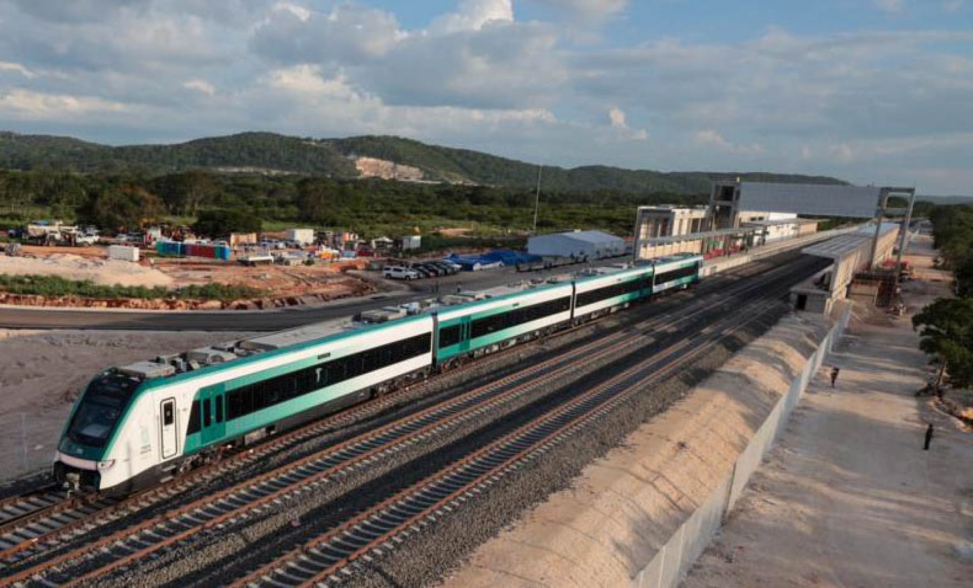 AMLO inaugura el Tren Maya: así fue su primer viaje oficial de Campeche a  Cancún - Infobae