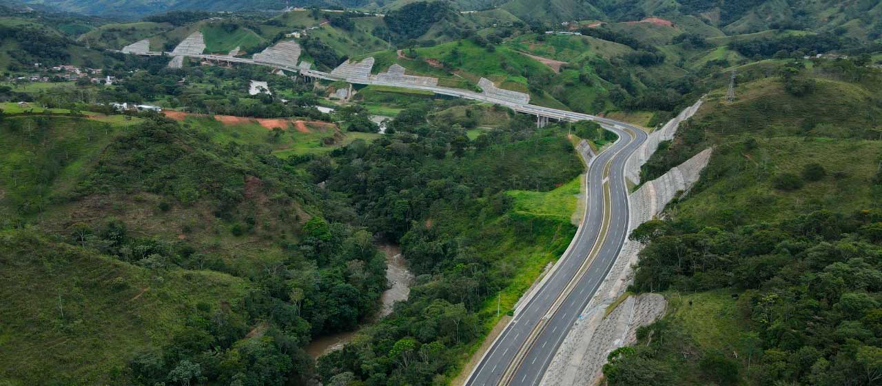 Inauguran Conexión Norte, el proyecto 4G que reduce los tiempos de recorrido entre Cartagena y Medellín