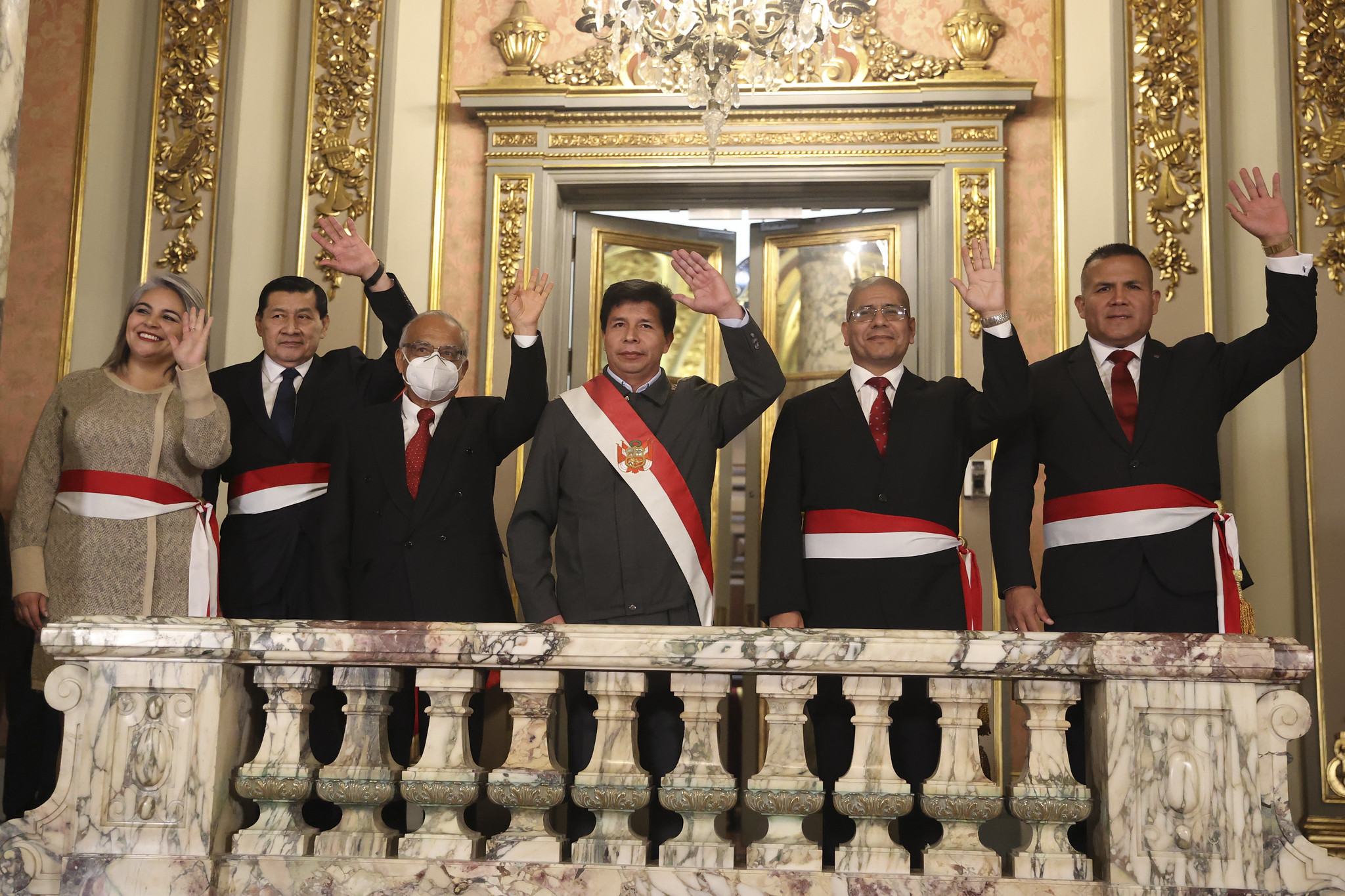Pedro Castillo renovó parte de su gabinete y tomó juramento a cuatro ministros