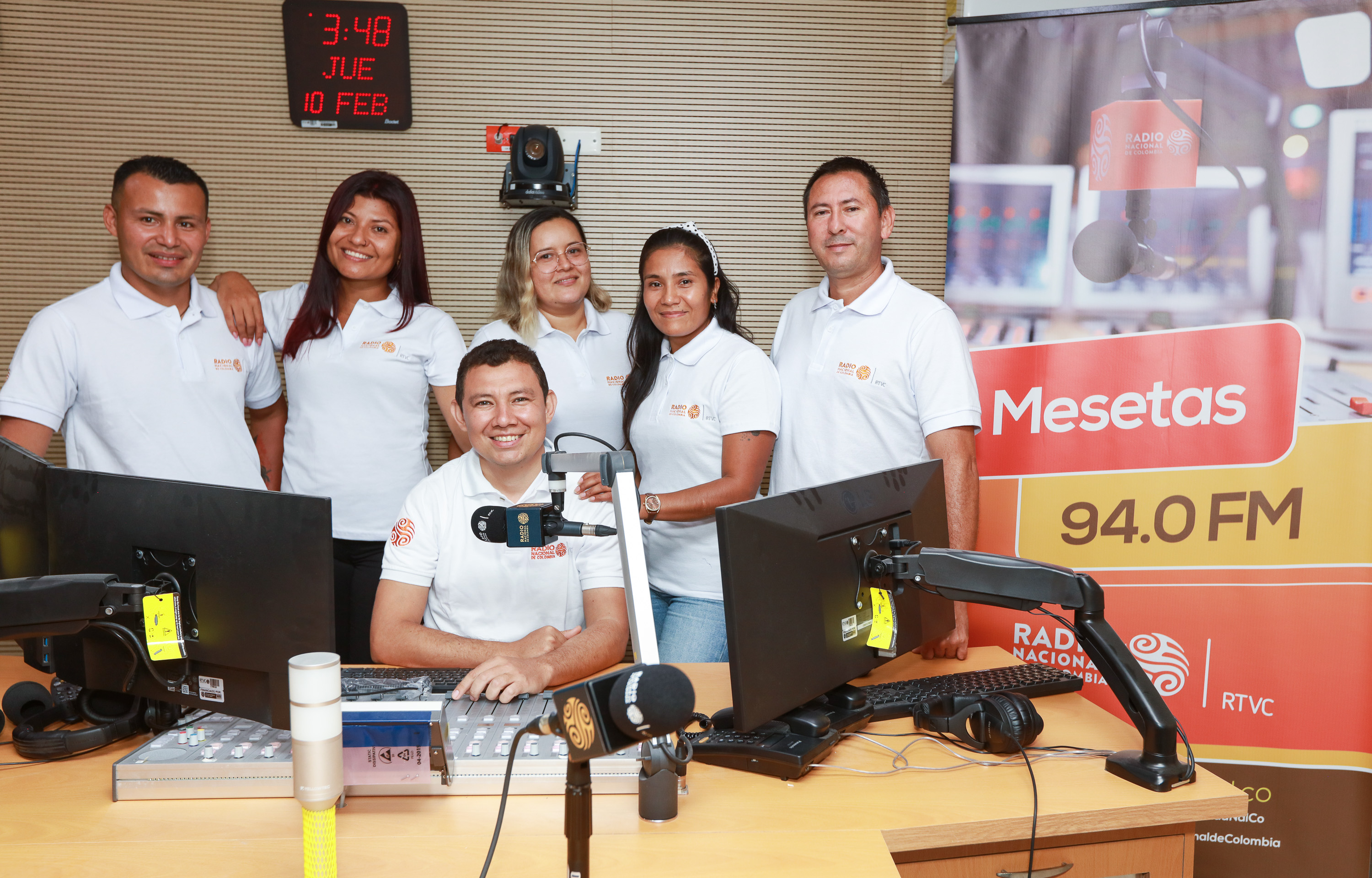 Equipo de la emisora de paz en Mesetas, Meta. Cortesía RTVC
