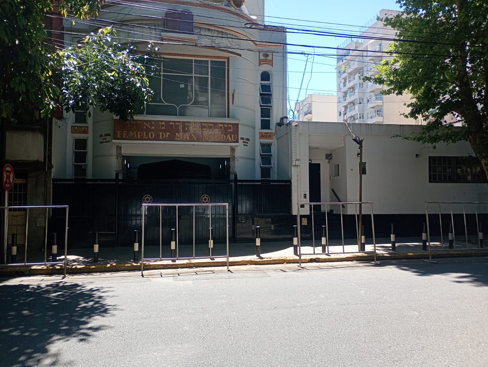 Malvinas: el Senado entregó un diploma de honor a Luis Landriscina en representación de 200.000 voluntarios