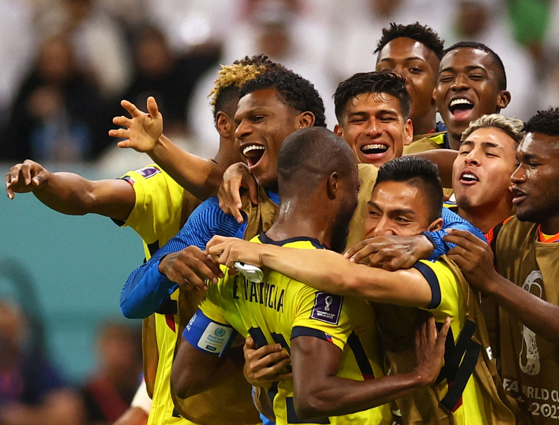 Noviembre 20 de 2022. Ecuador celebra el segundo gol de Enner Valencia ante Catar, en el primer partido del Mundial. REUTERS/Kai Pfaffenbach