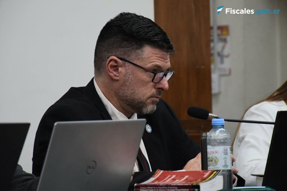 Una pintura, mil preguntas: el Salvator Mundi del taller de Leonardo da Vinci conquista los Países Bajos