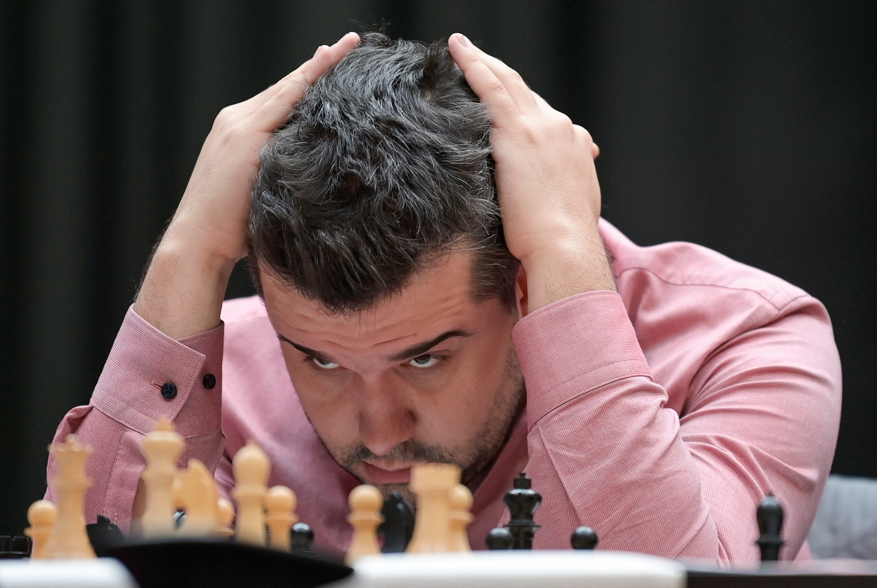 Ian Nepomniachtchi en el Mundial de ajedrez en Kazajistán (REUTERS/Turar Kazangapov)