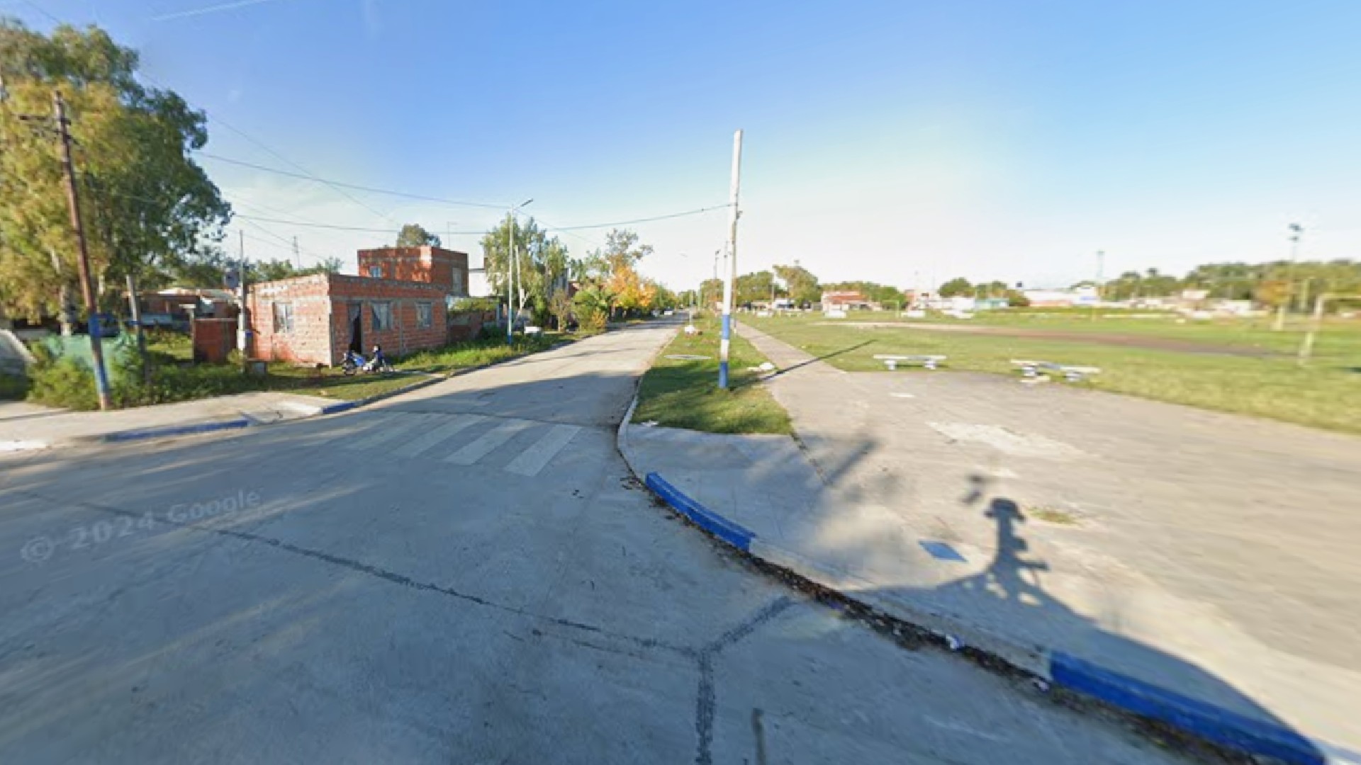 Balearon a dos hermanos en Berisso en medio de una pelea callejera y hay un detenido 